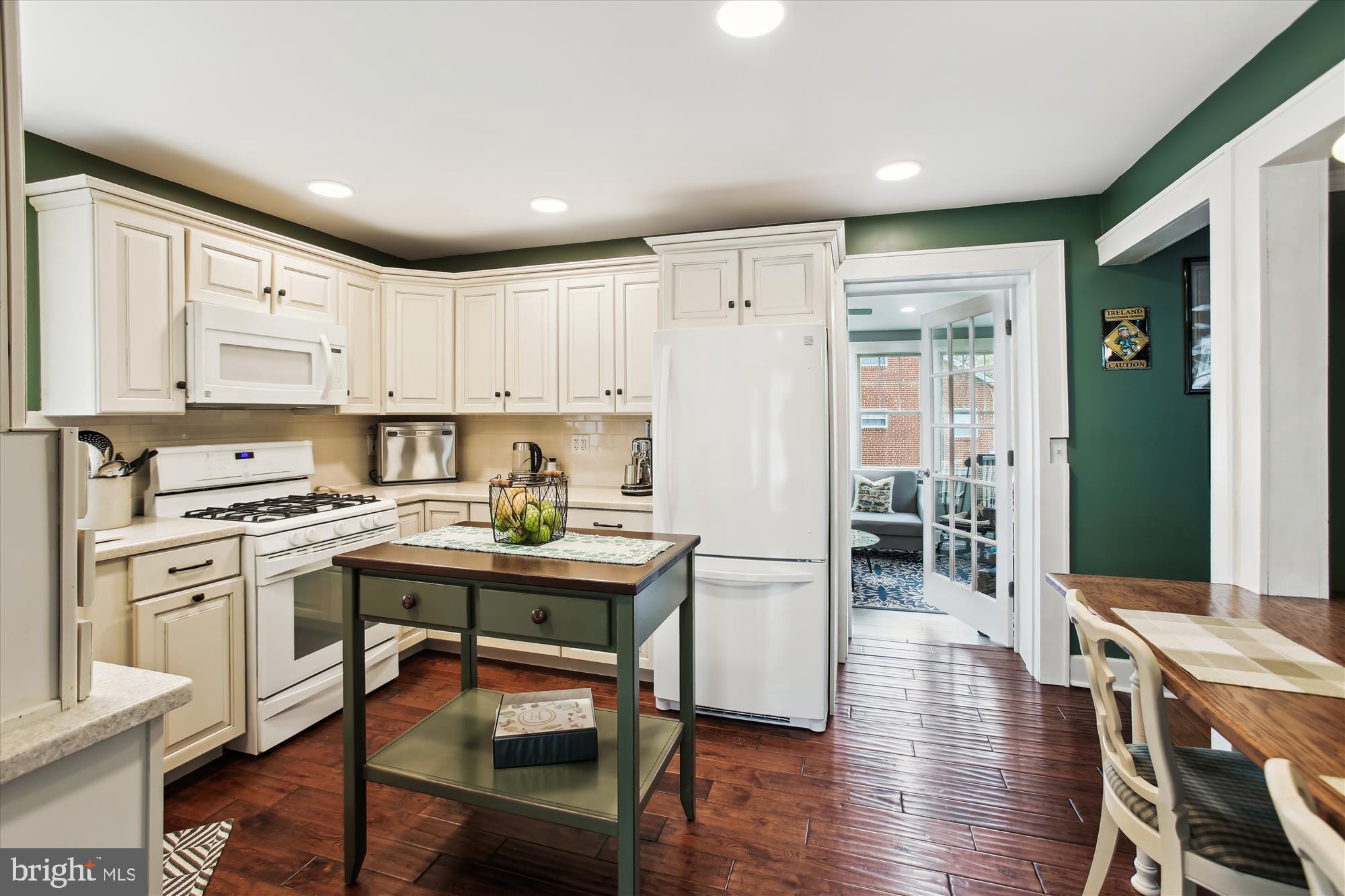 BERRYVILLE - Residential