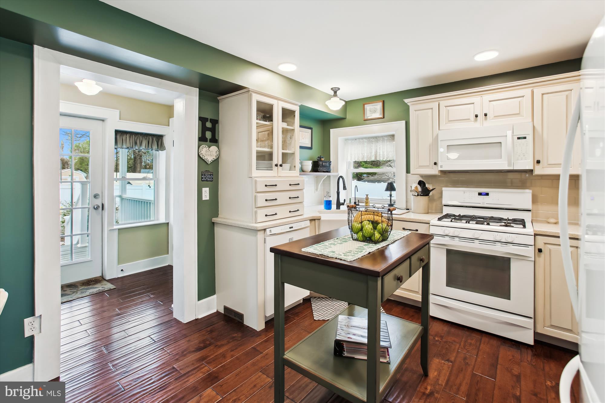 BERRYVILLE - Residential