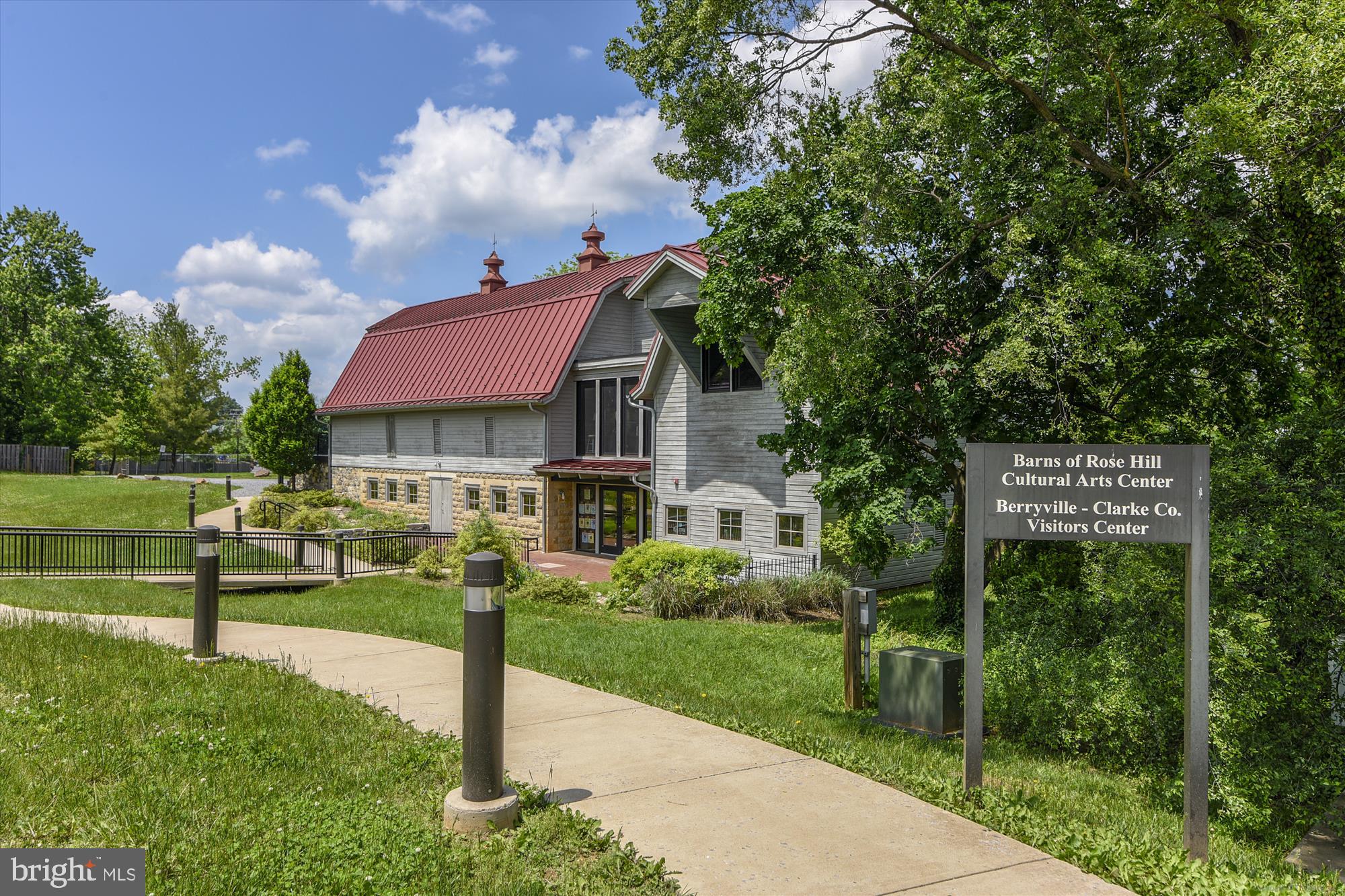 BERRYVILLE - Residential