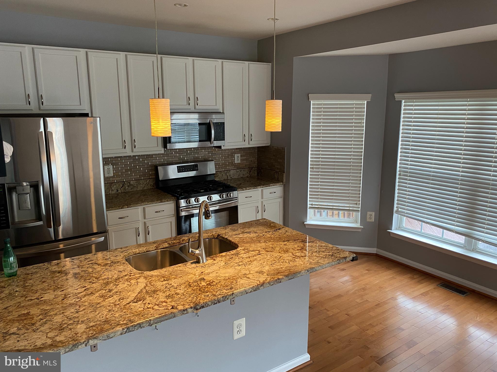 COLONNADE AT DULLES - Residential Lease