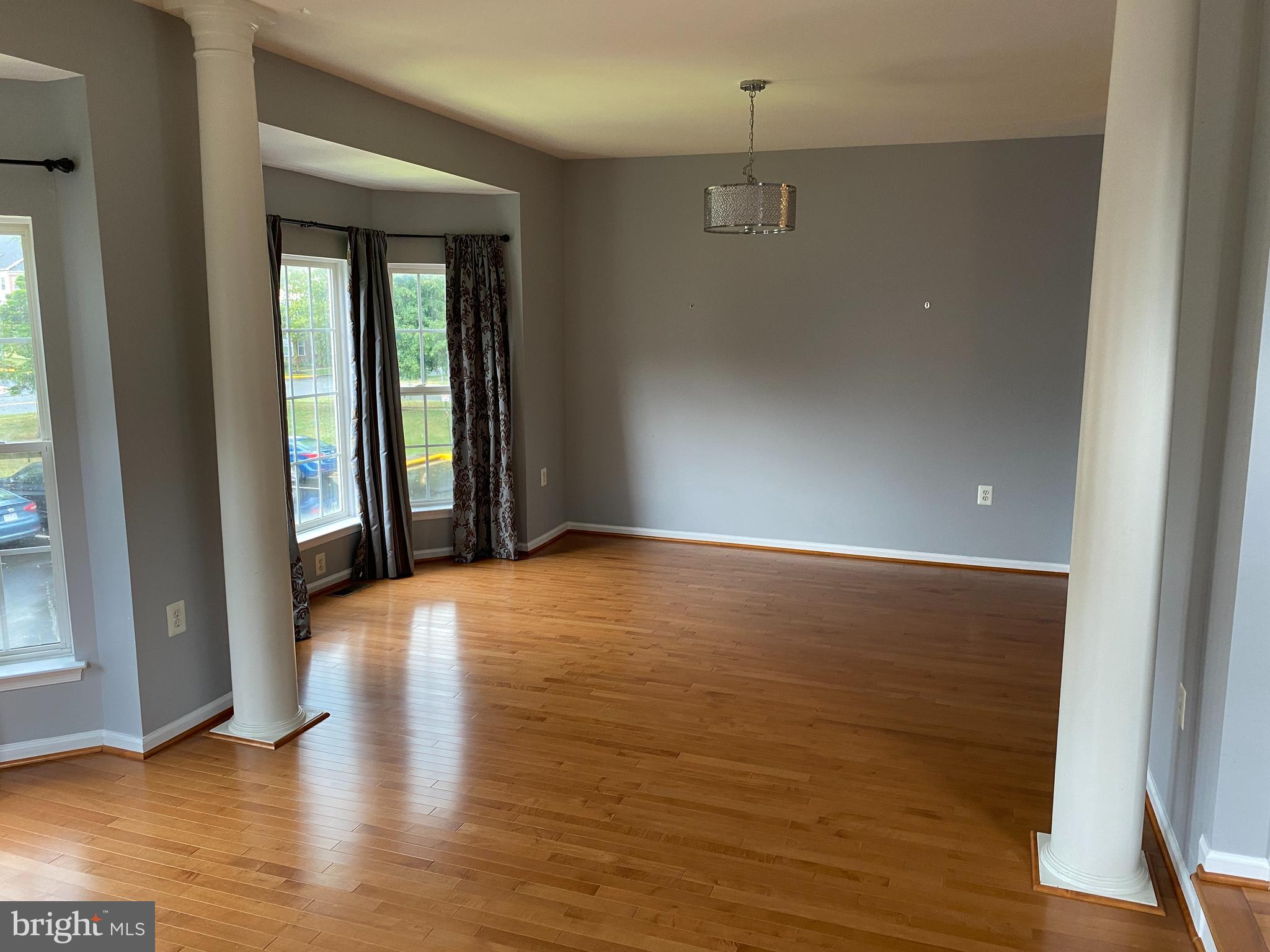 COLONNADE AT DULLES - Residential Lease