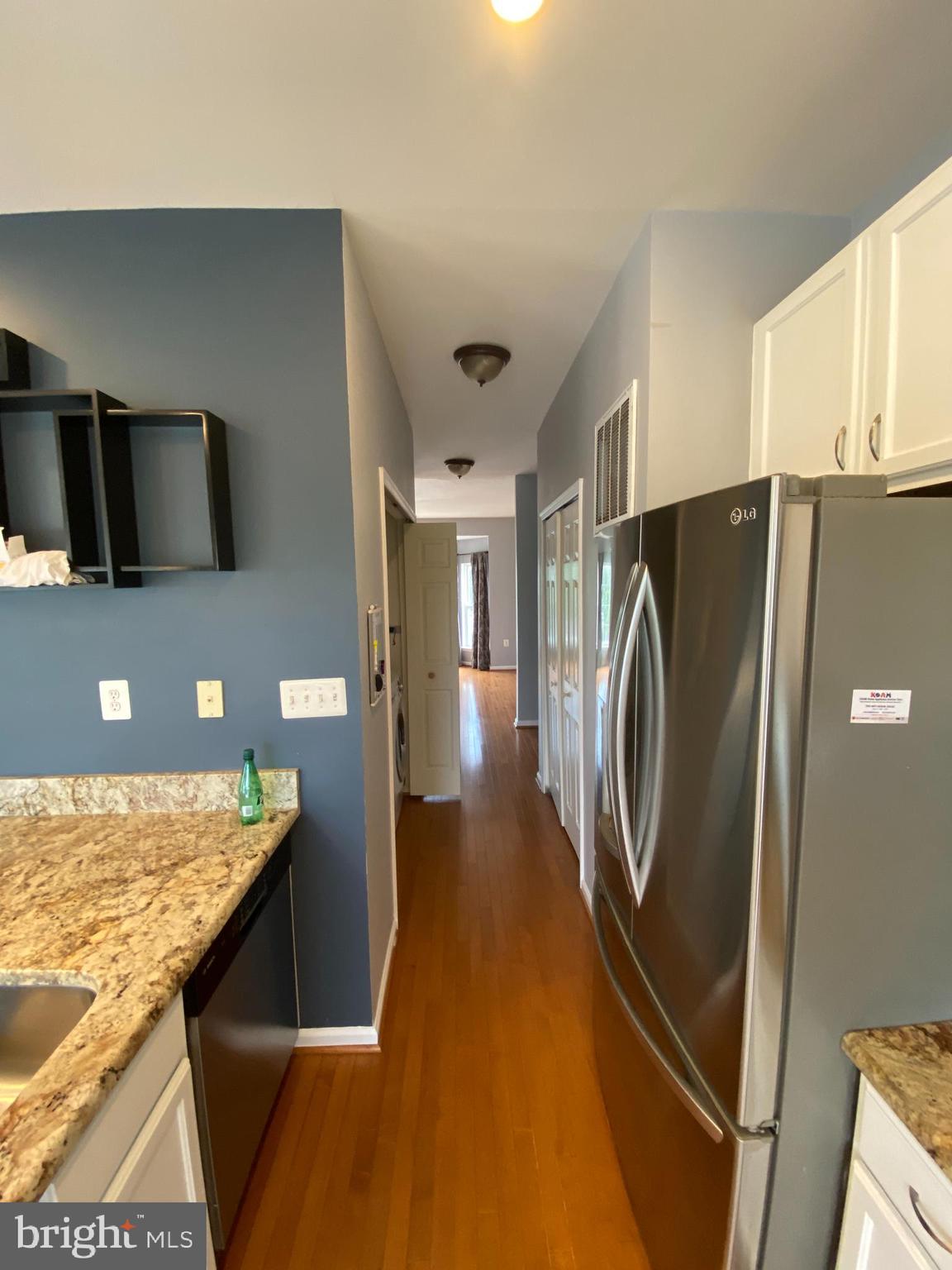 COLONNADE AT DULLES - Residential Lease