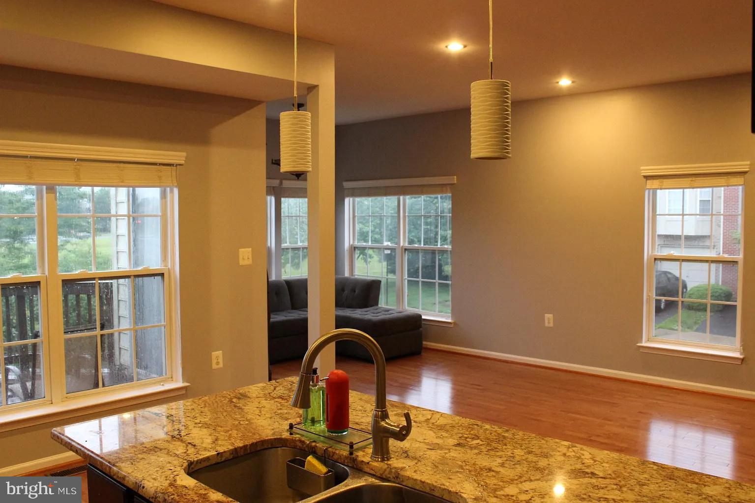 COLONNADE AT DULLES - Residential Lease