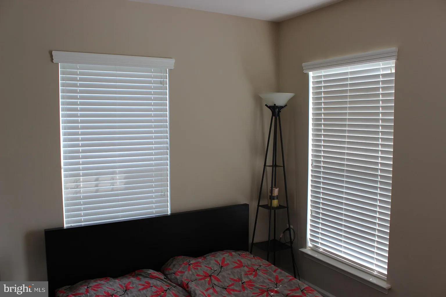 COLONNADE AT DULLES - Residential Lease