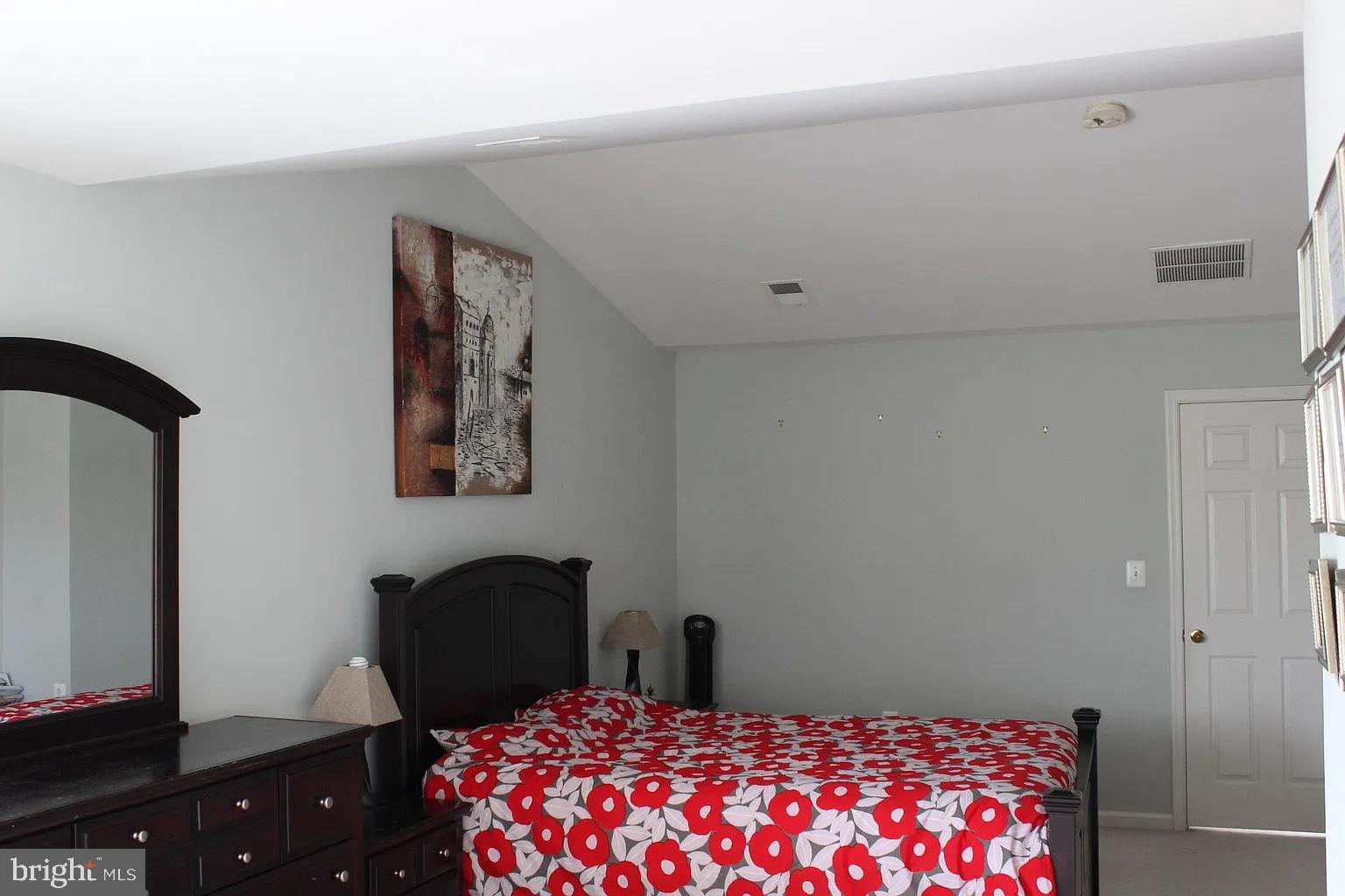 COLONNADE AT DULLES - Residential Lease