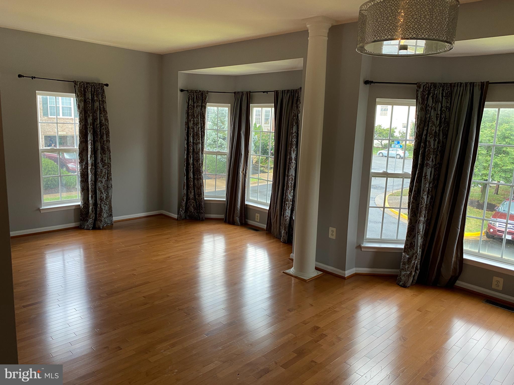 COLONNADE AT DULLES - Residential Lease