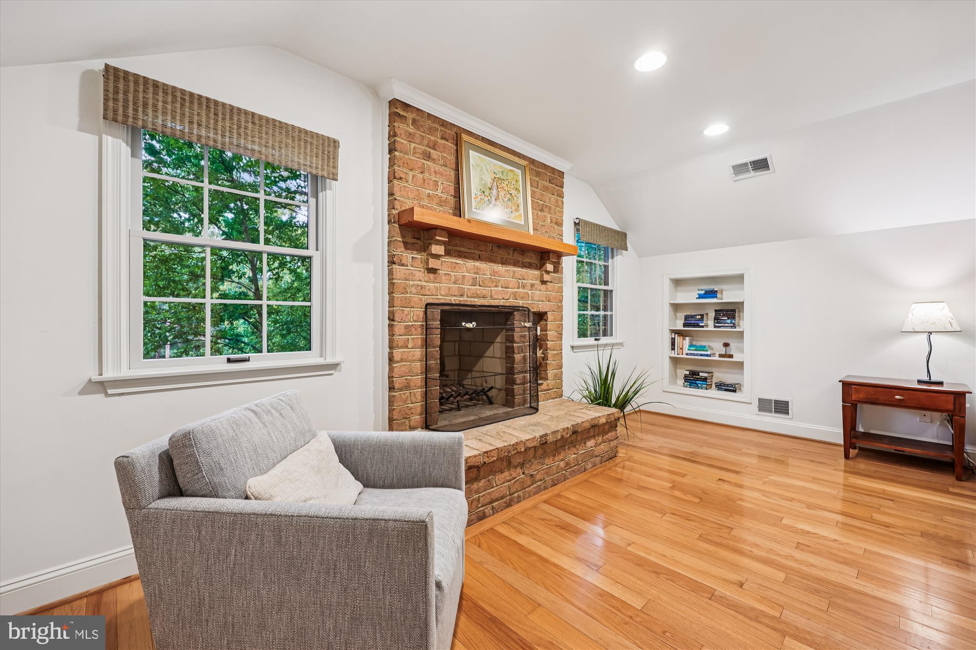 WOODBURN - Residential