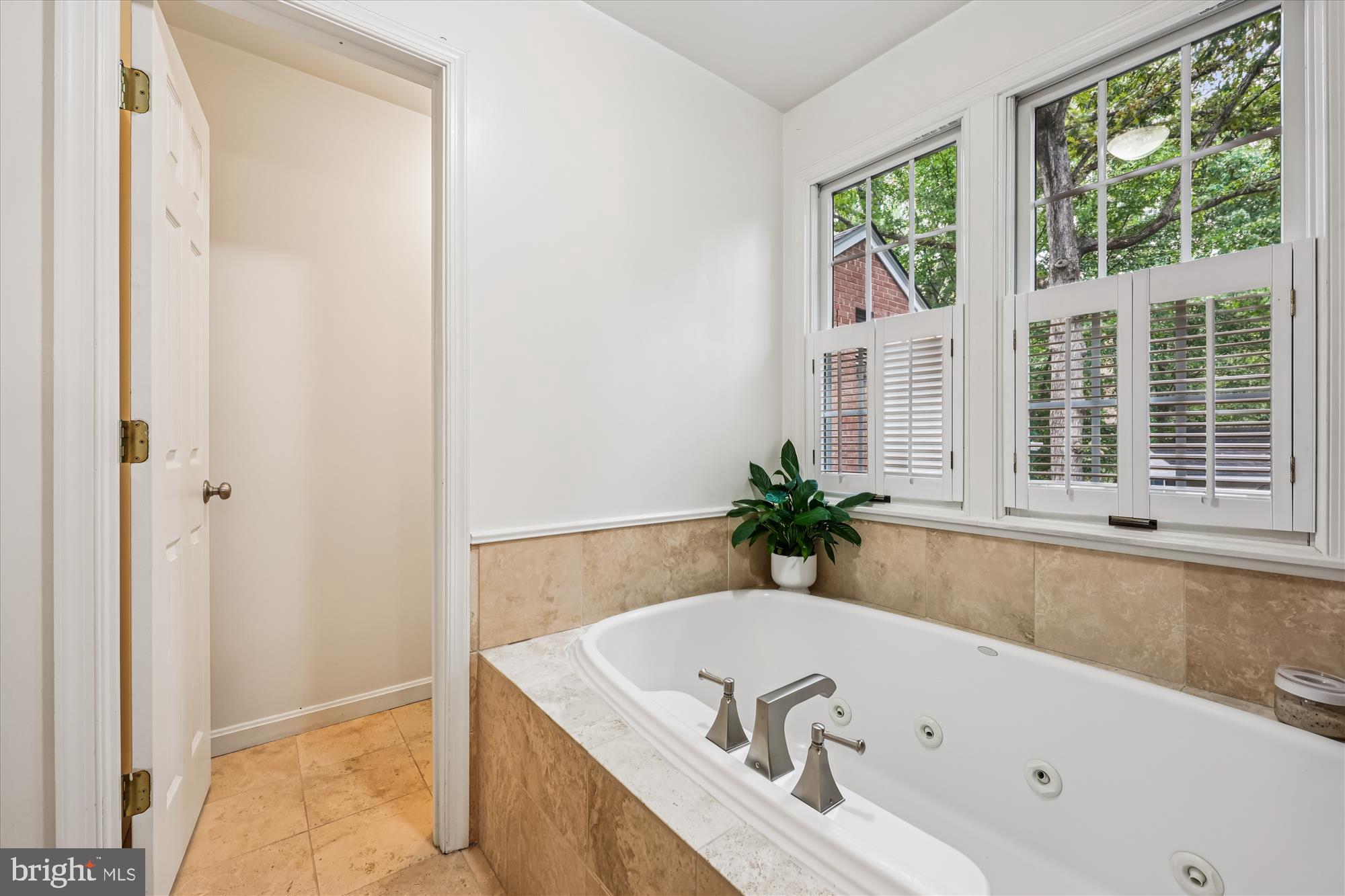 WOODBURN - Residential