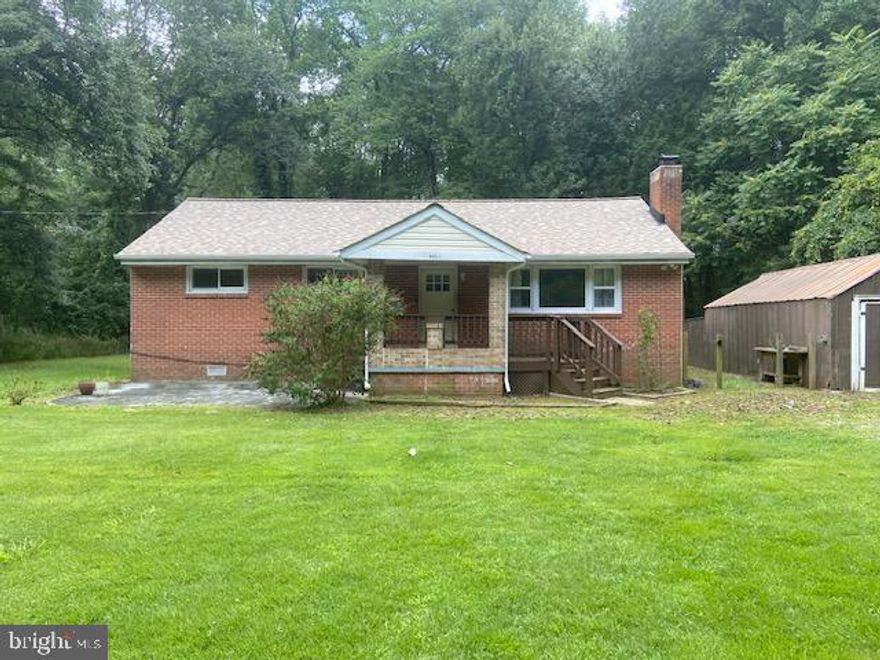 Cozy 3 bedrooms, 1 bath home, large shed, move in condition, located on over half acre, back to woods and offer a very serence sitting, No hoa.