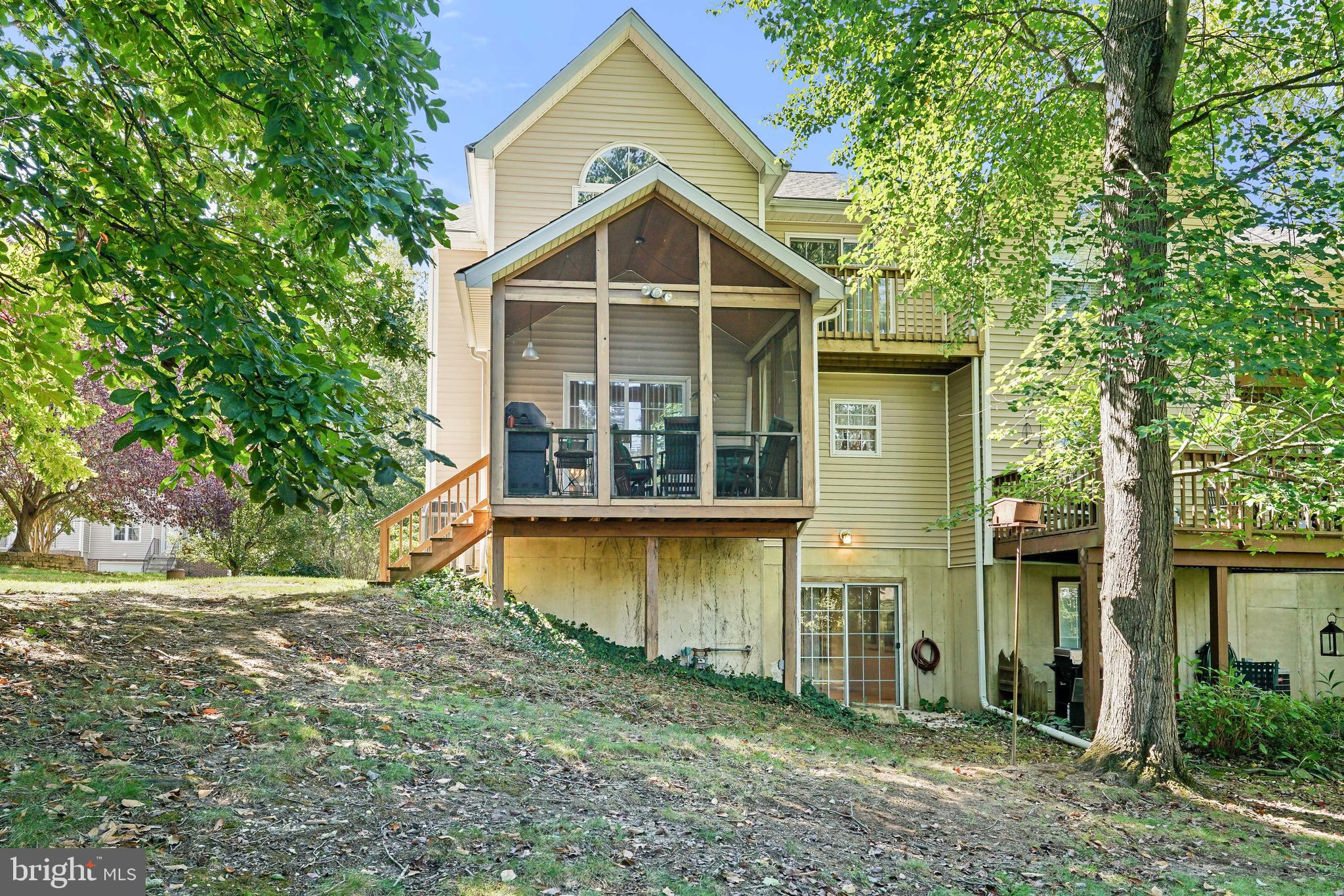 CHESAPEAKE CLUB CONDOS - Residential