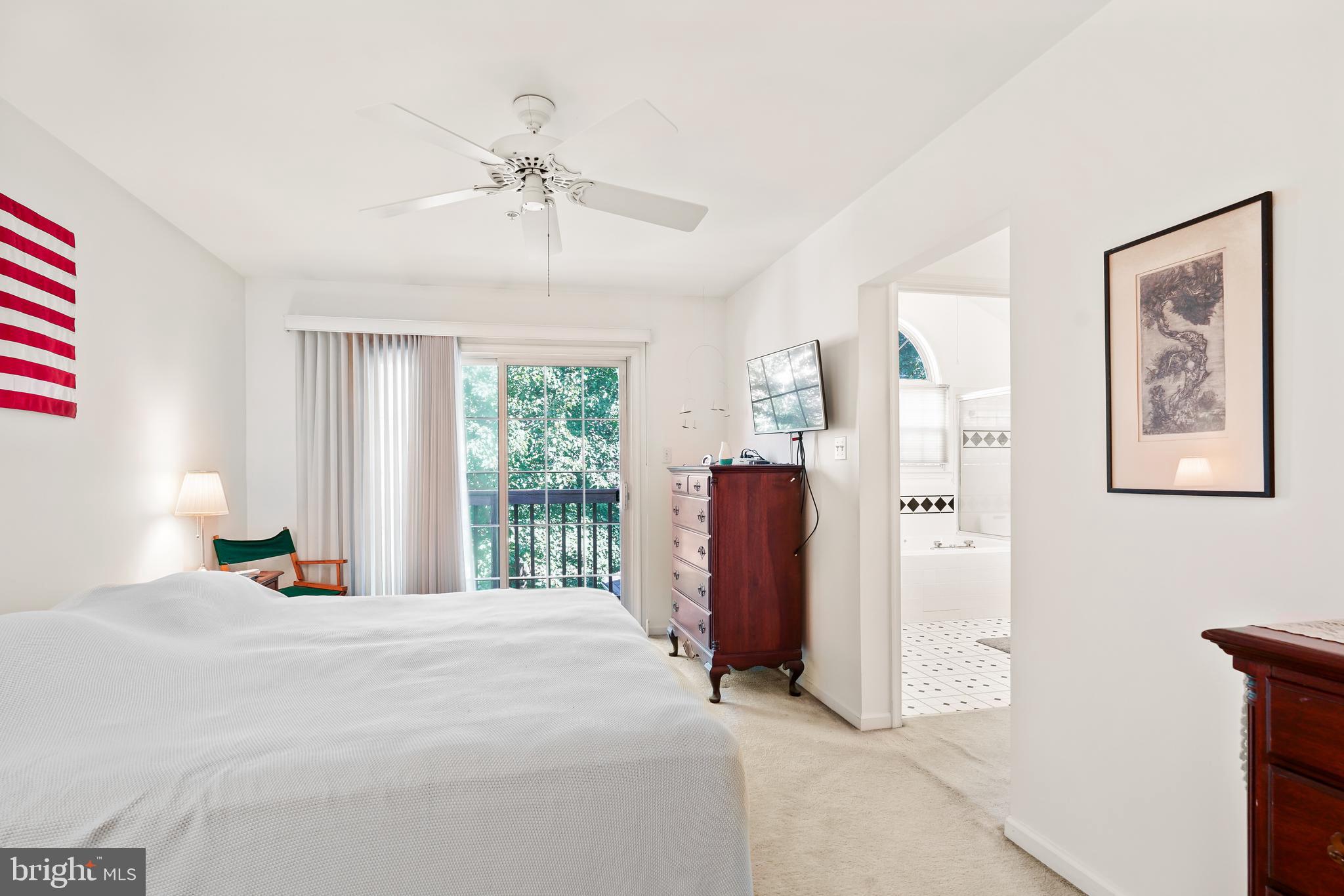 CHESAPEAKE CLUB CONDOS - Residential