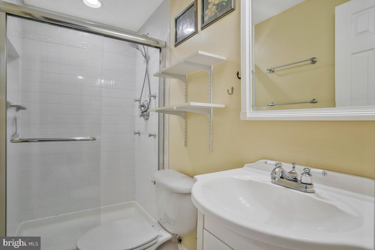 FERNDALE FARMS - Residential