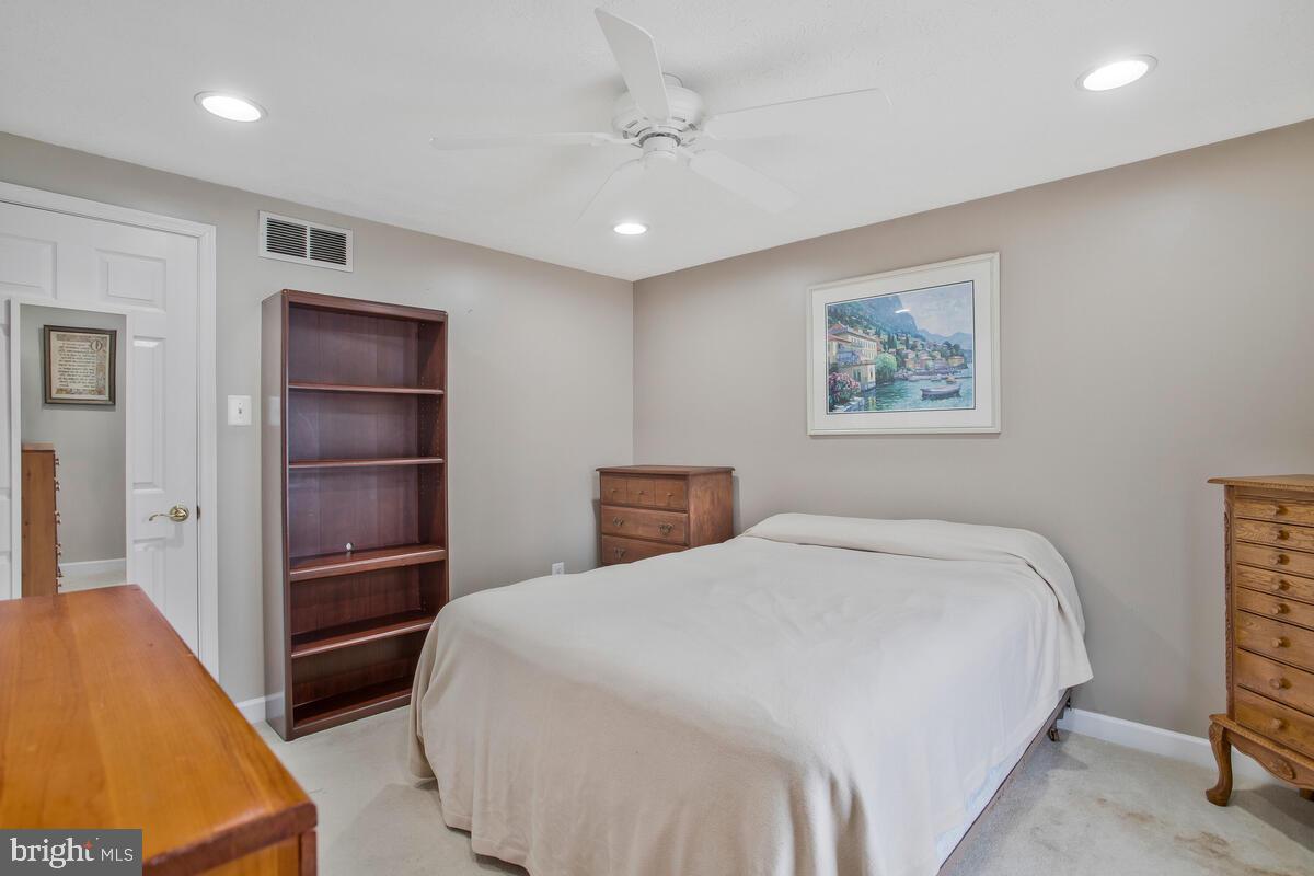 FERNDALE FARMS - Residential