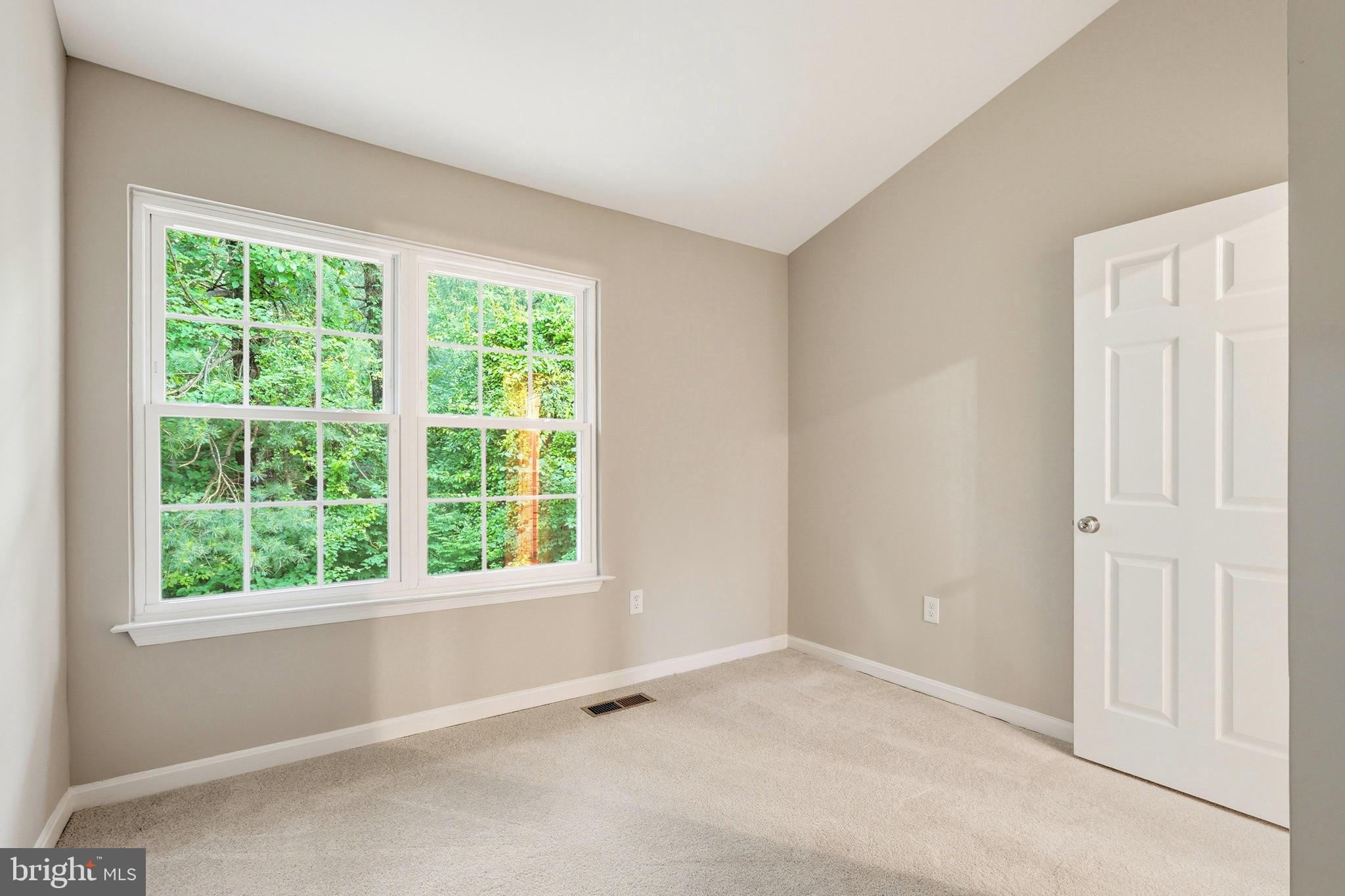 MONTCLAIR - Residential