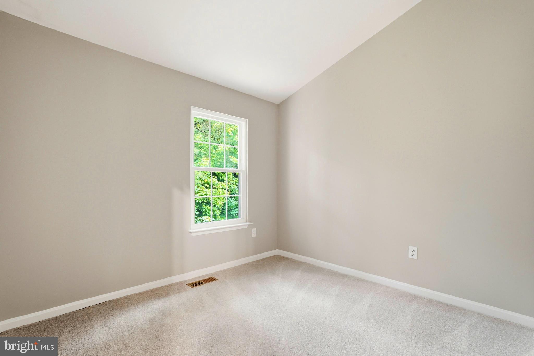 MONTCLAIR - Residential