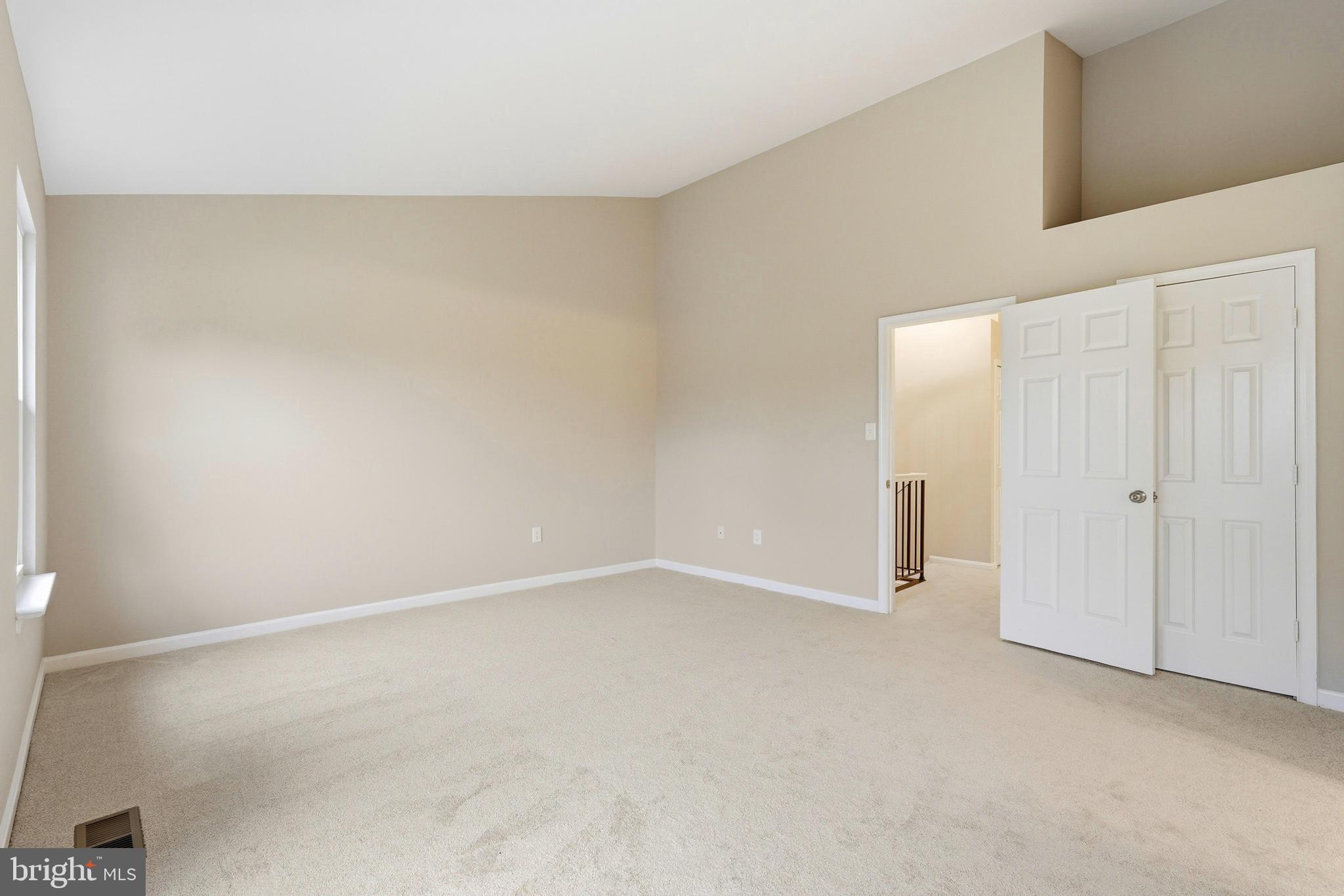 MONTCLAIR - Residential