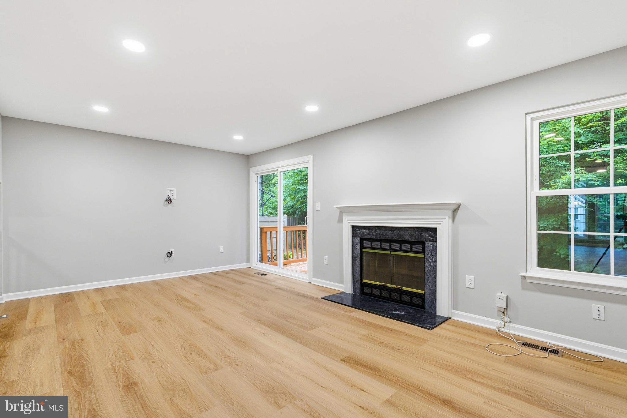 MONTCLAIR - Residential