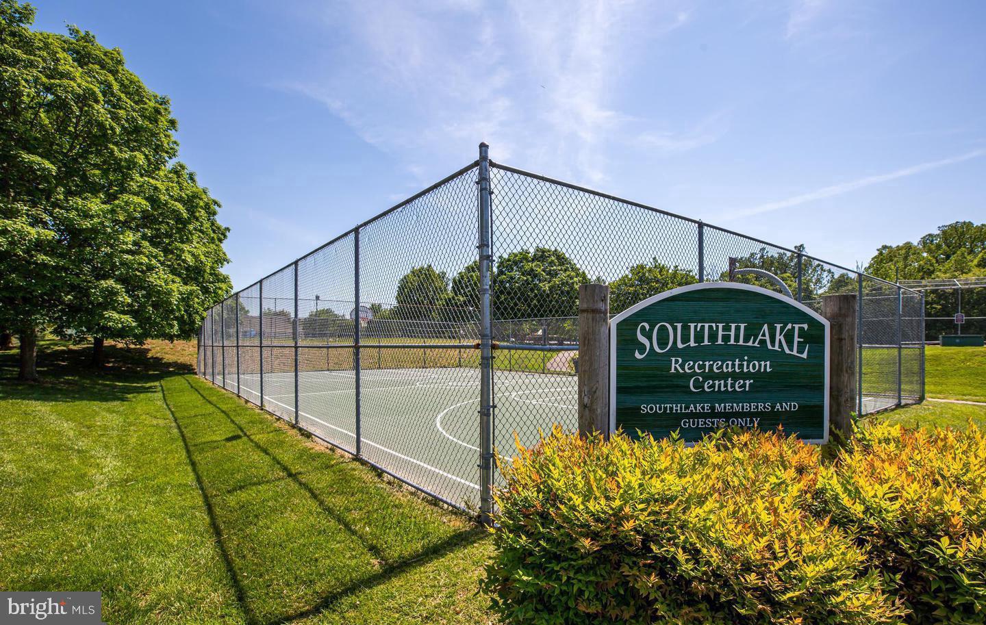 MONTCLAIR - Residential