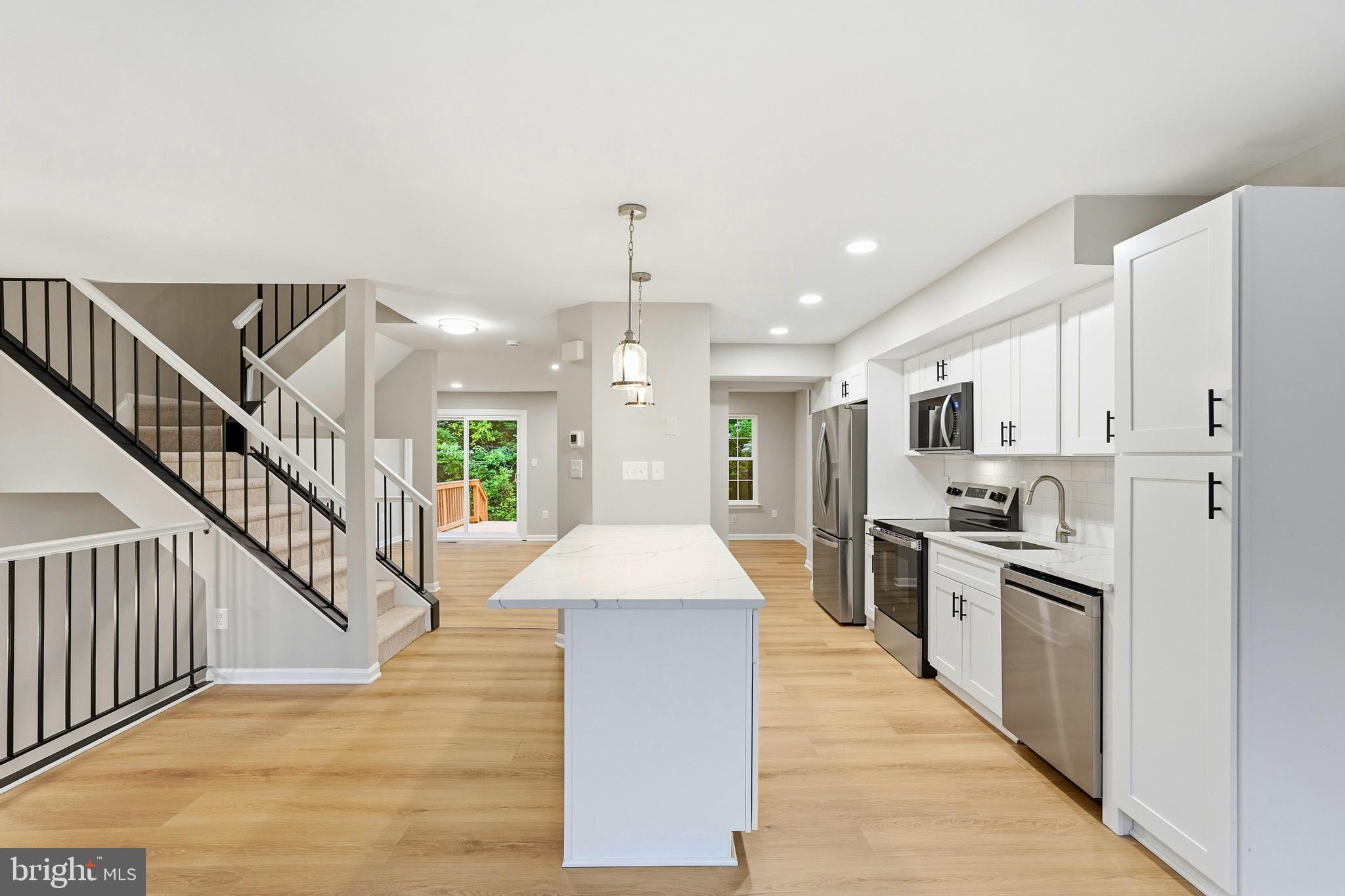 MONTCLAIR - Residential