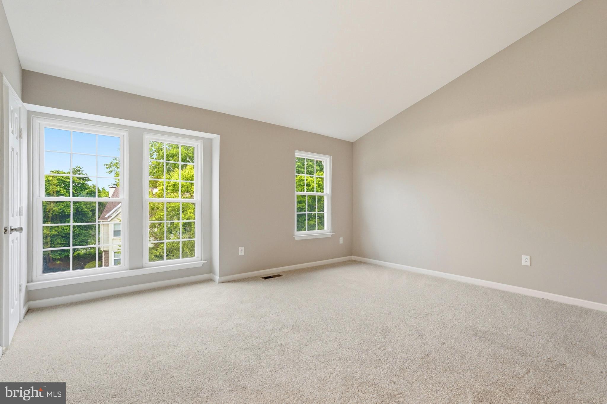 MONTCLAIR - Residential