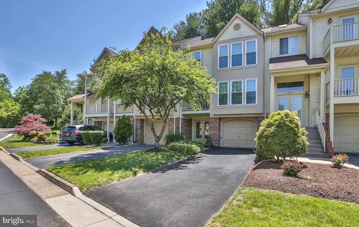 MONTCLAIR - Residential