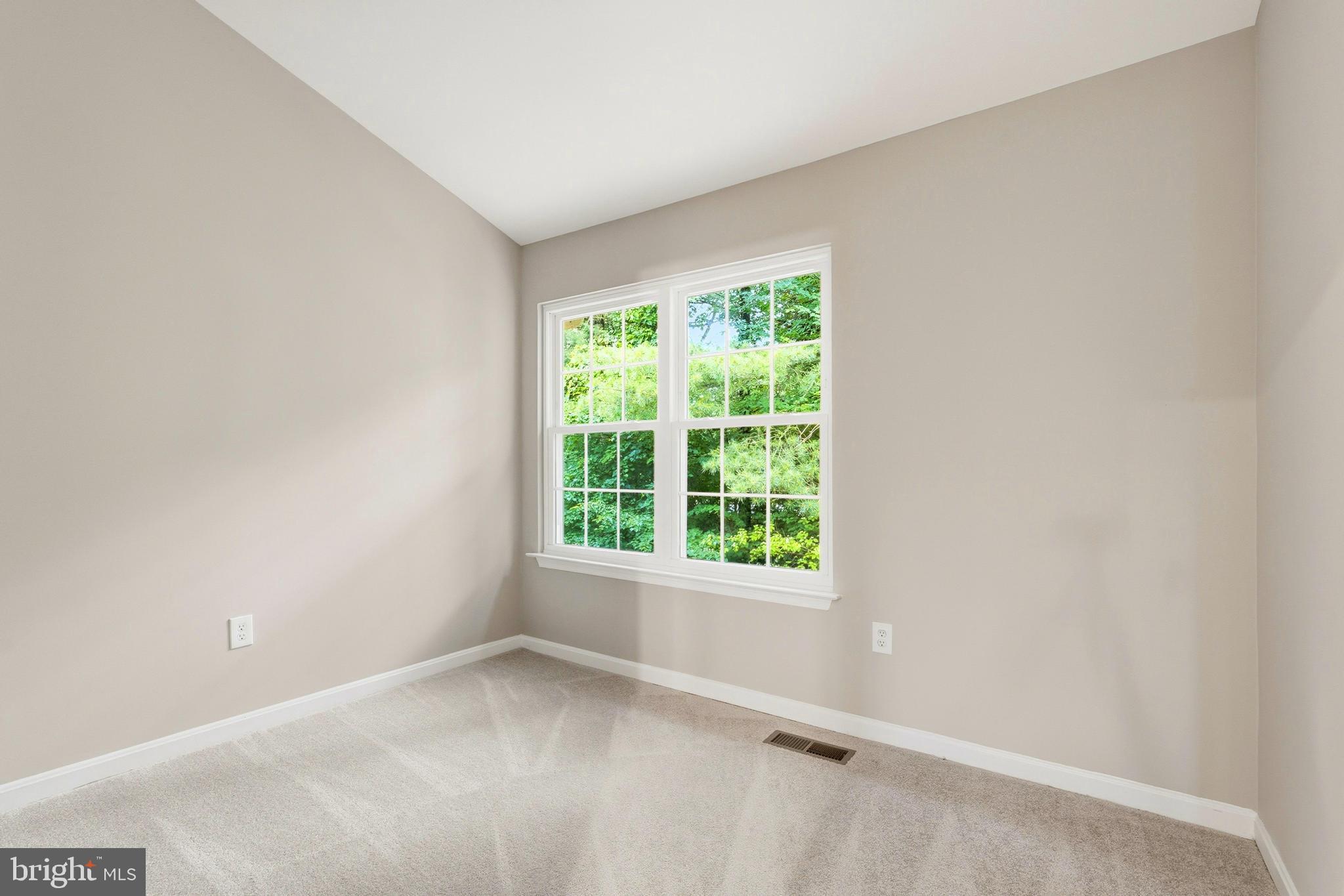 MONTCLAIR - Residential