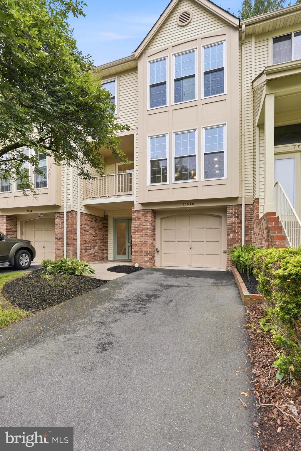 MONTCLAIR - Residential