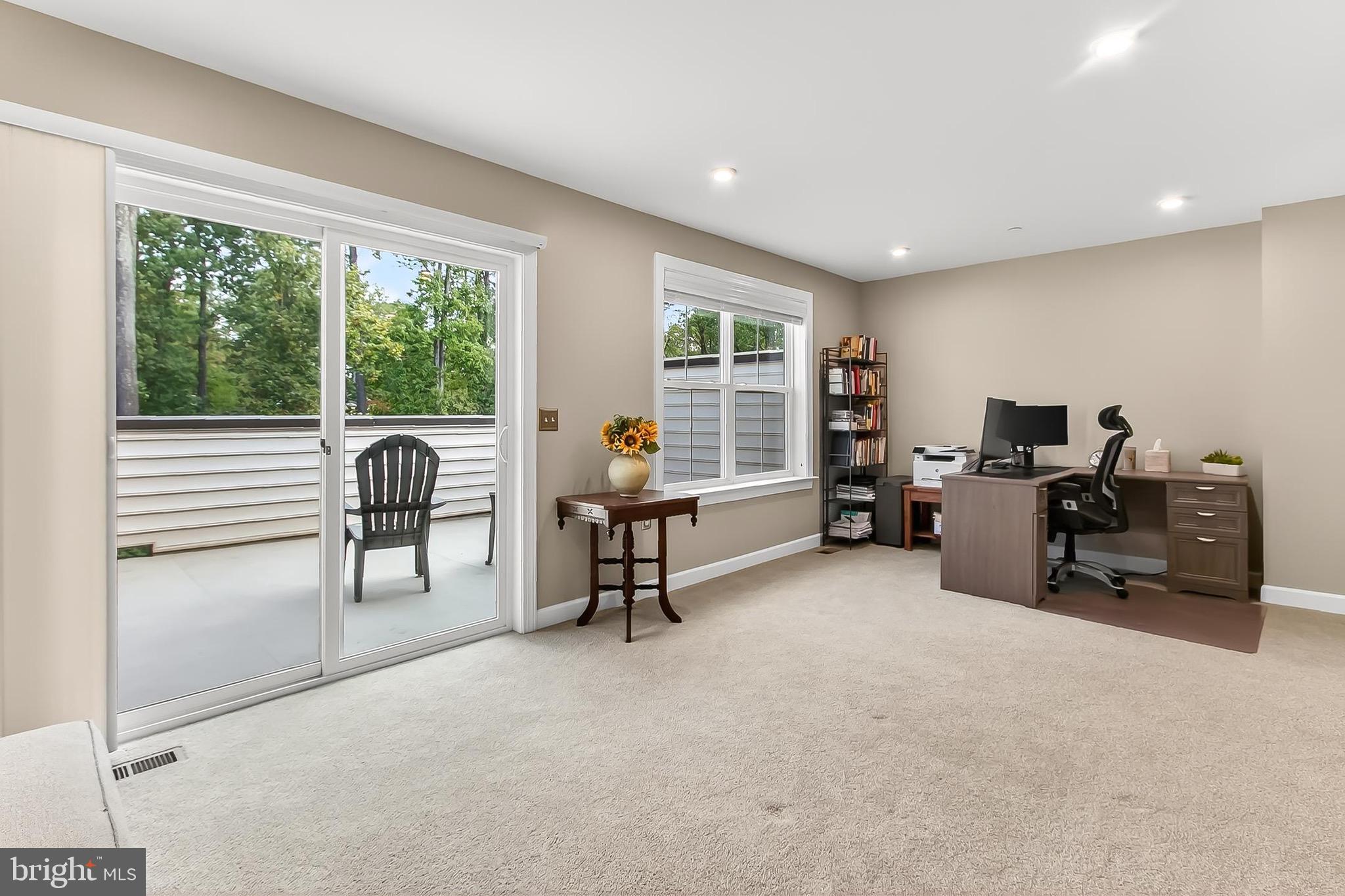 PENDER OAKS - Residential