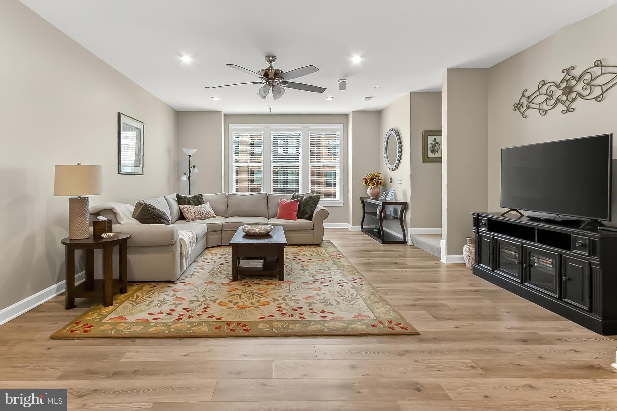 PENDER OAKS - Residential