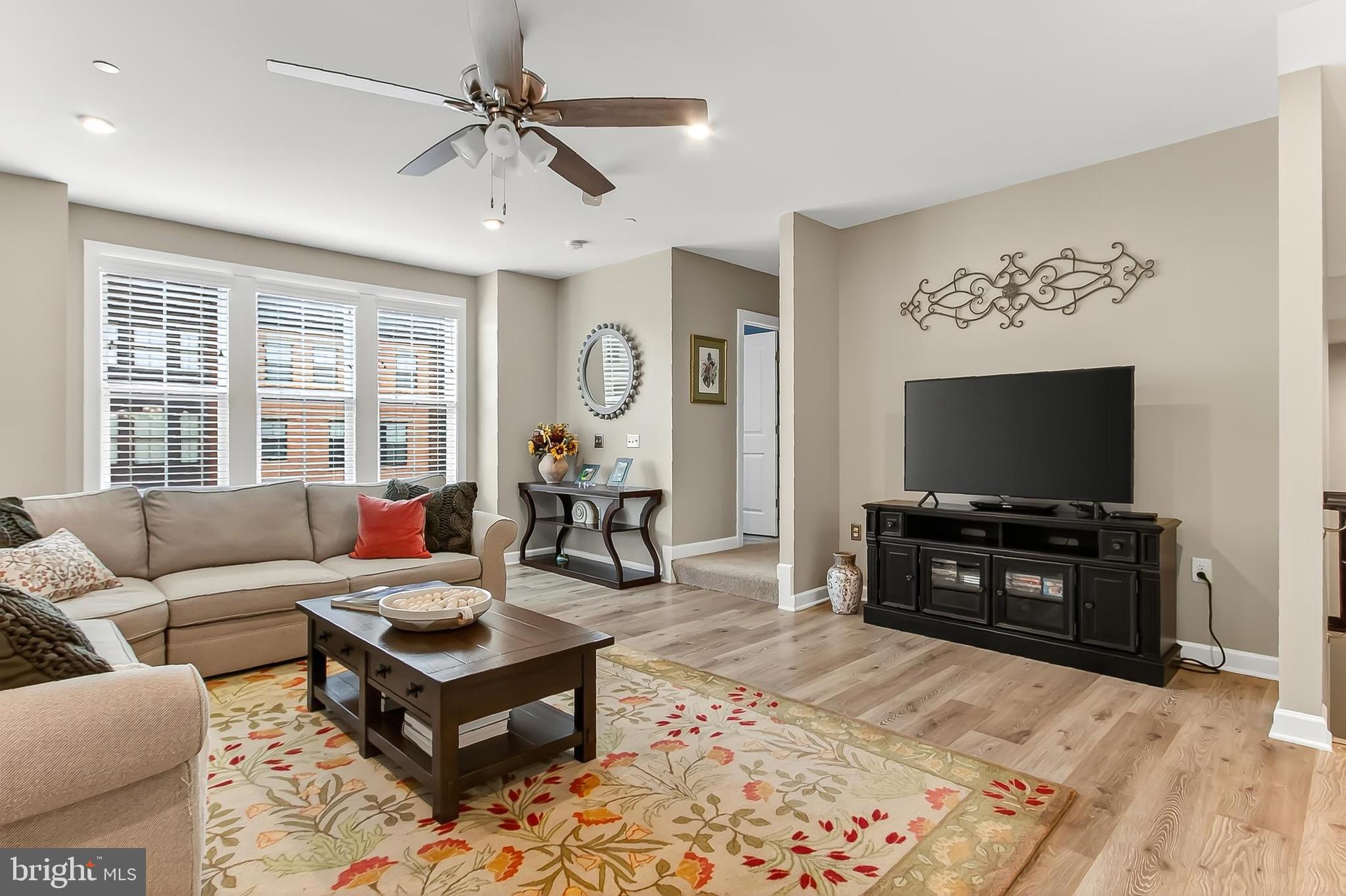 PENDER OAKS - Residential