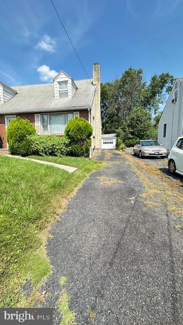 931 LAWNTON TERRACE
