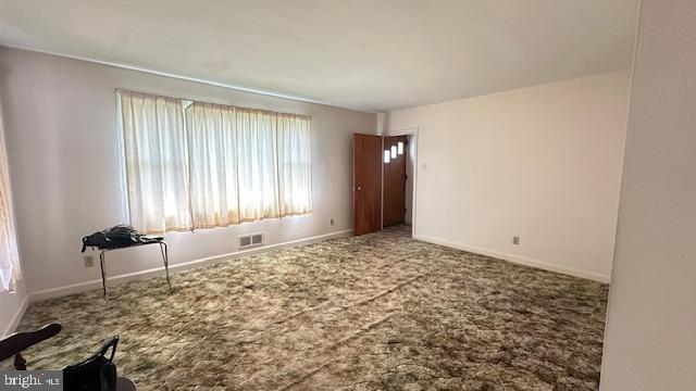 931 LAWNTON TERRACE