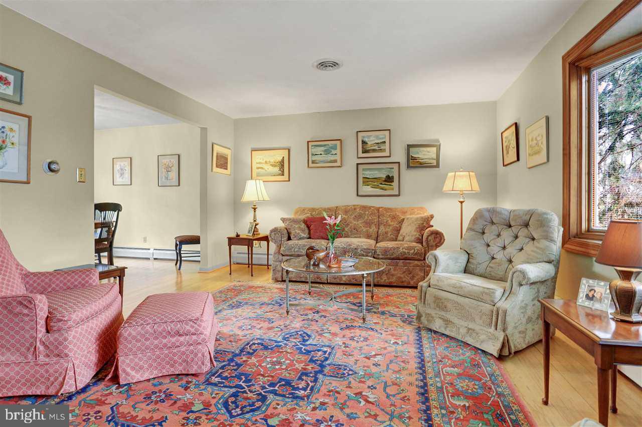 ARLINGTON PARK - Residential