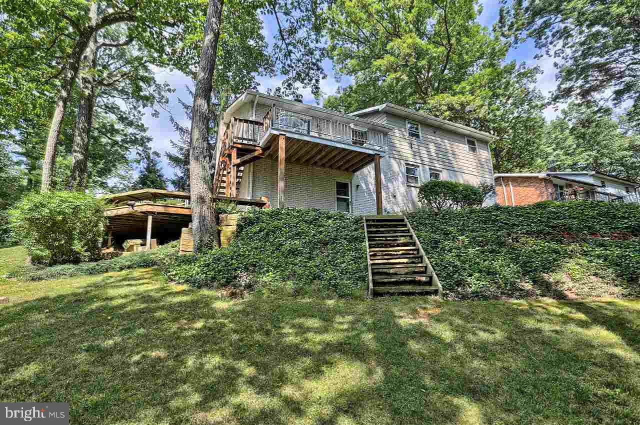 ARLINGTON PARK - Residential