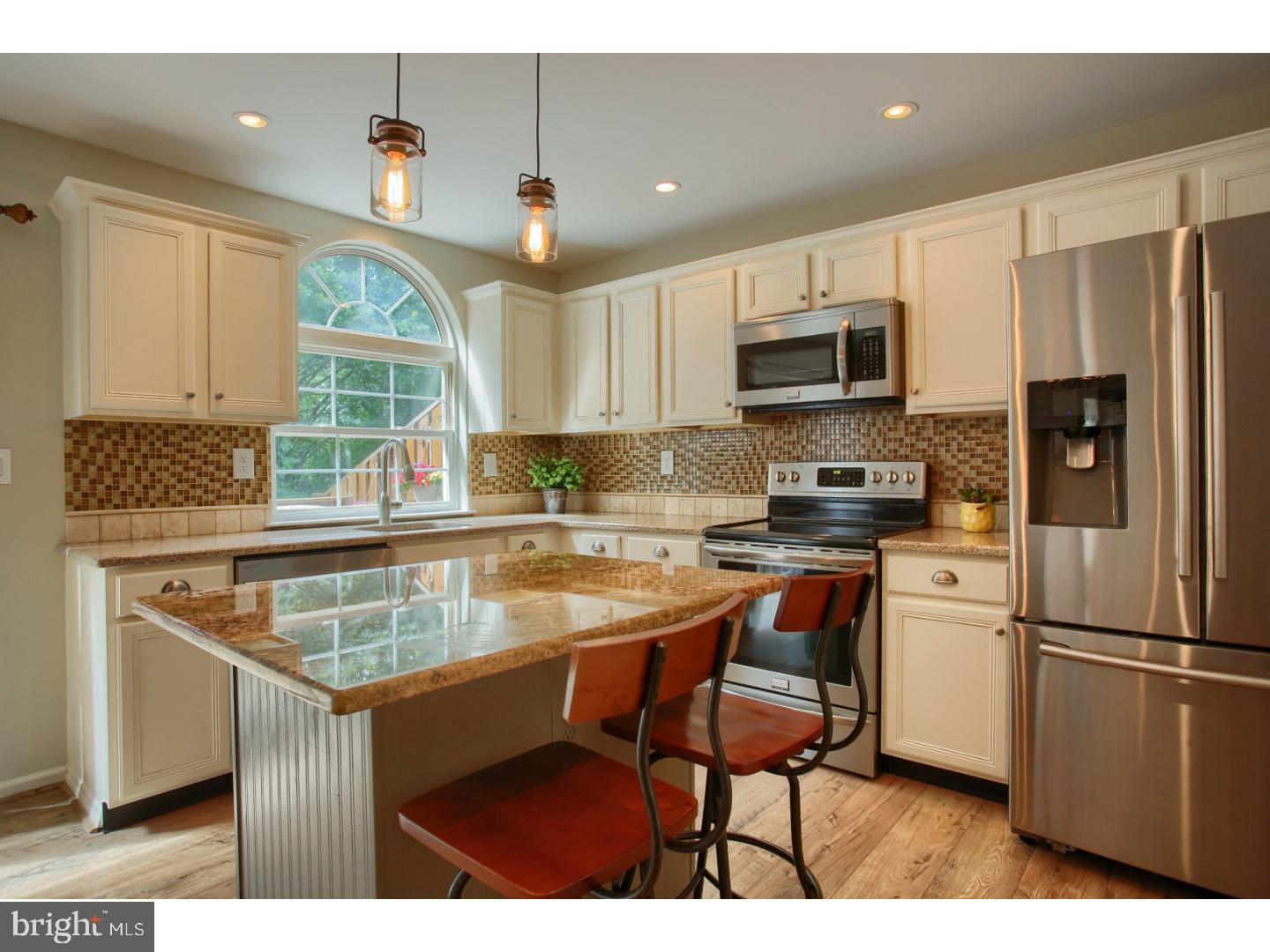 MARSH HARBOUR - Residential