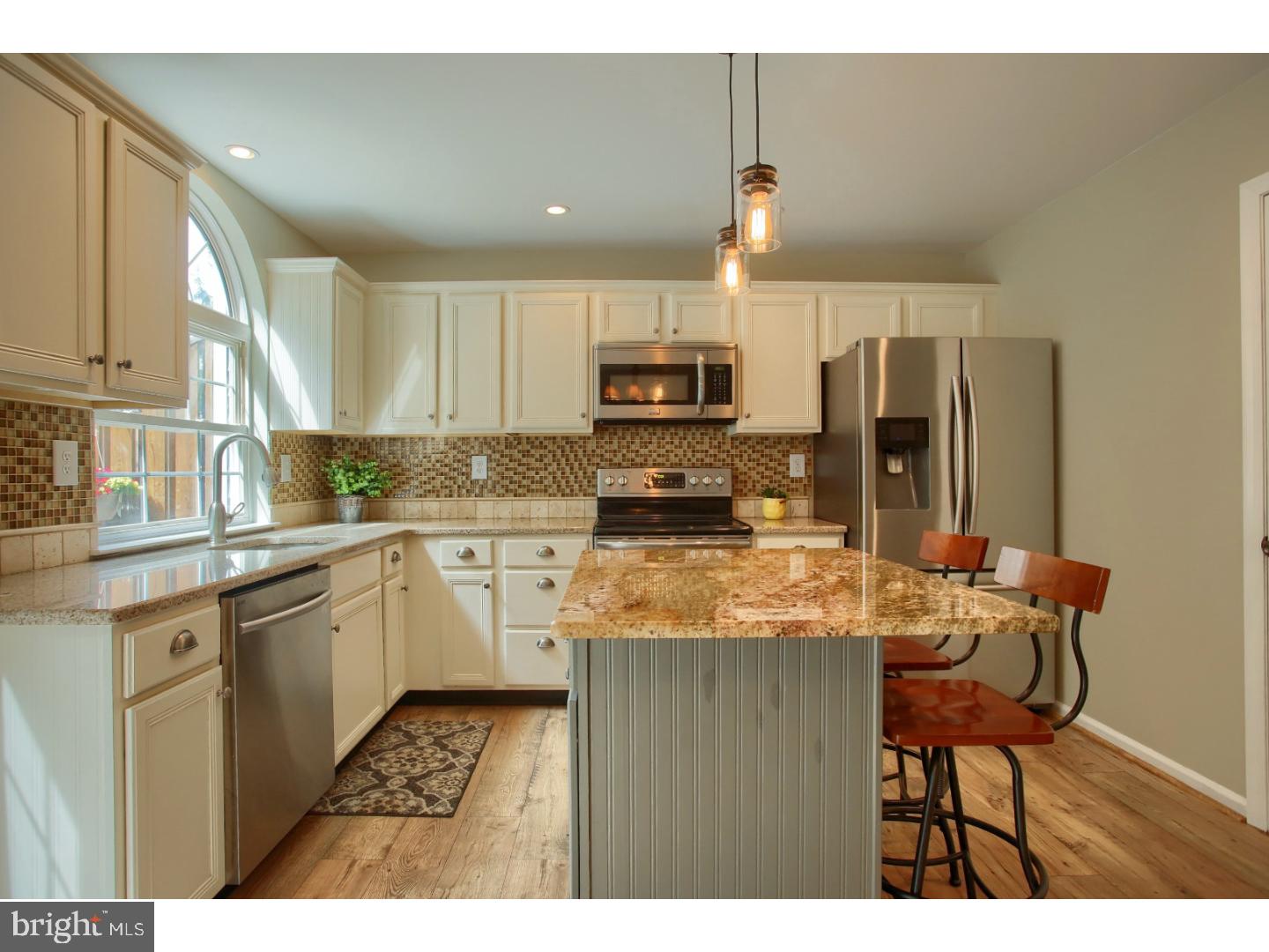 MARSH HARBOUR - Residential