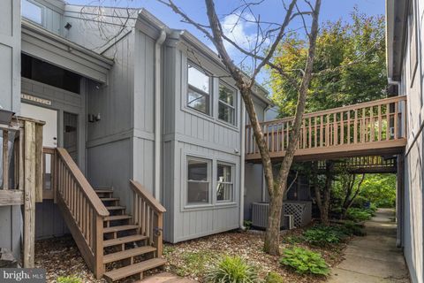 11174 GLADE DRIVE RESTON VA 20191