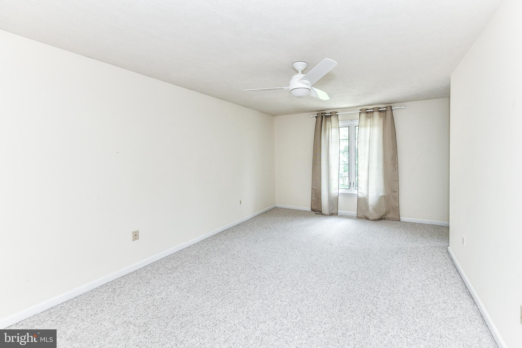 HUNTER VILLAGE - Residential Lease