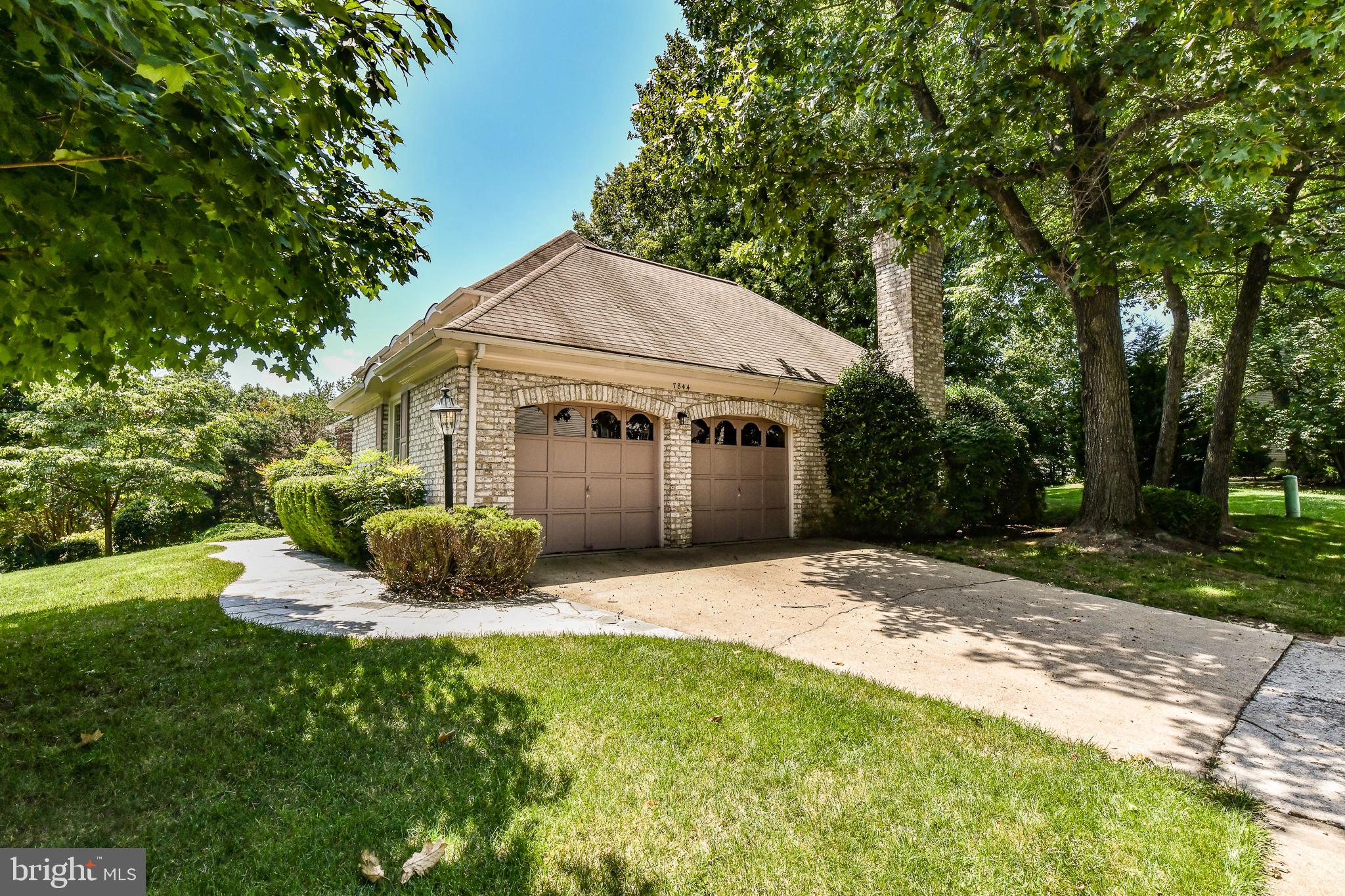 HUNTER VILLAGE - Residential Lease