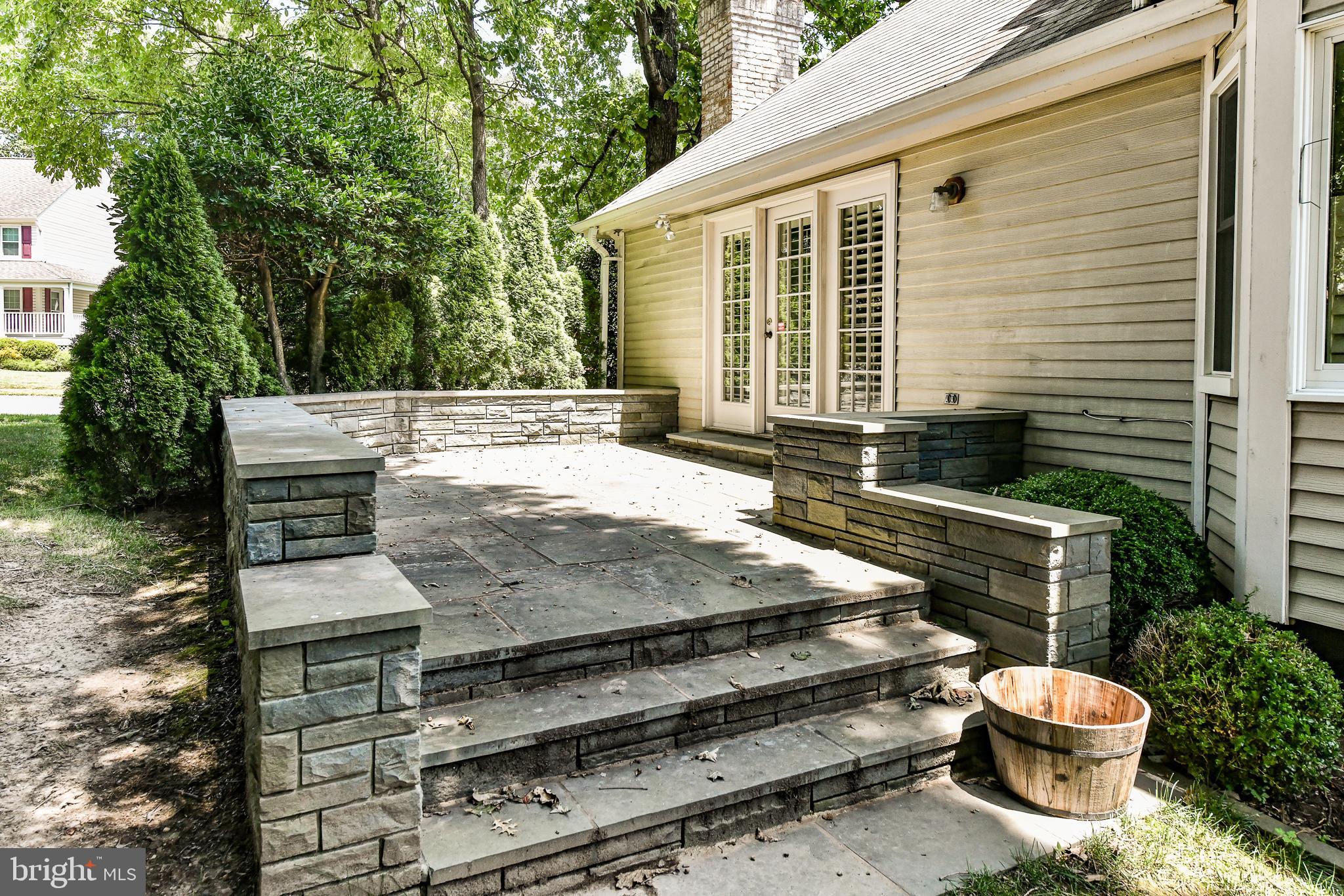 HUNTER VILLAGE - Residential Lease