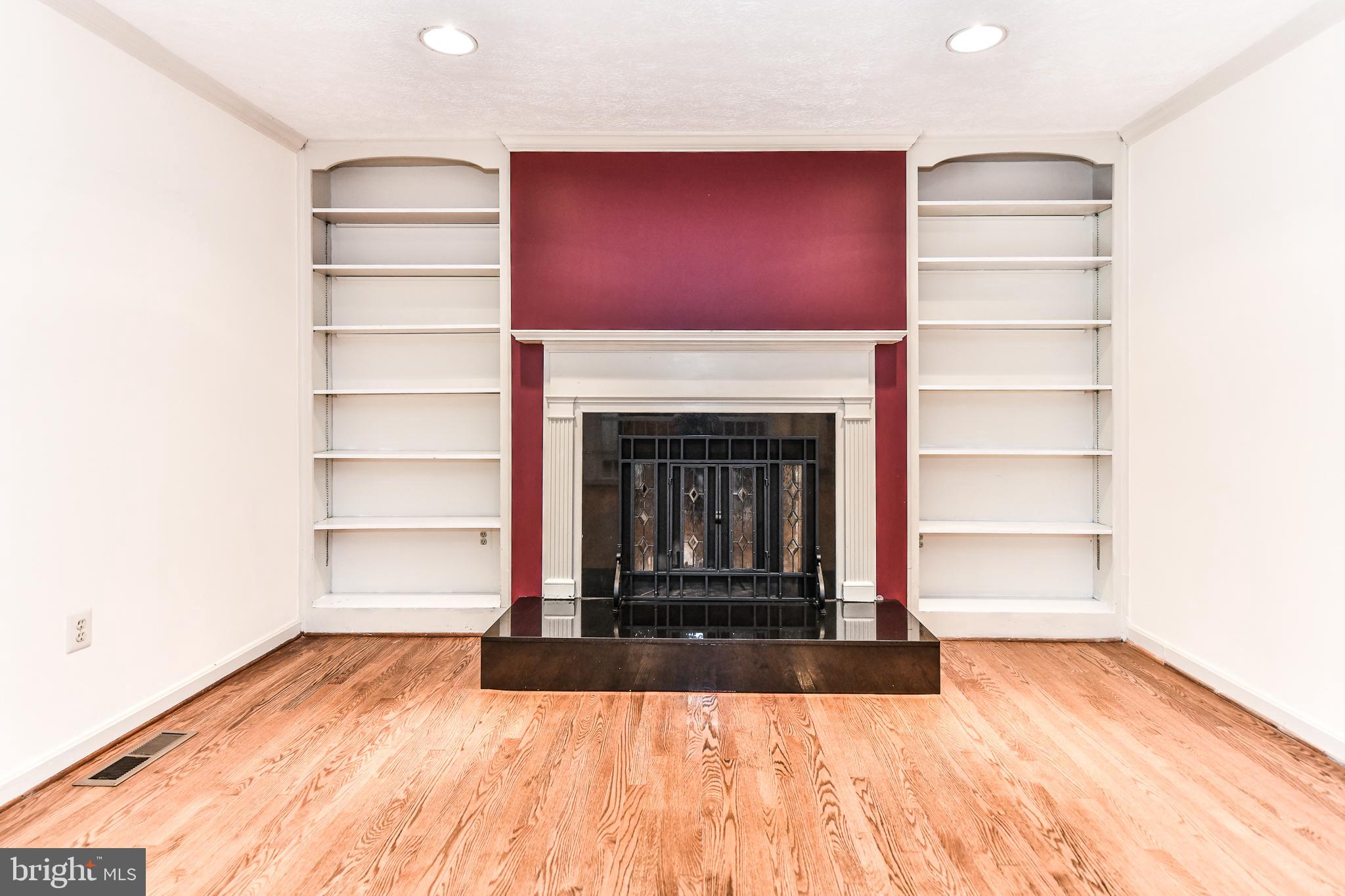 HUNTER VILLAGE - Residential Lease