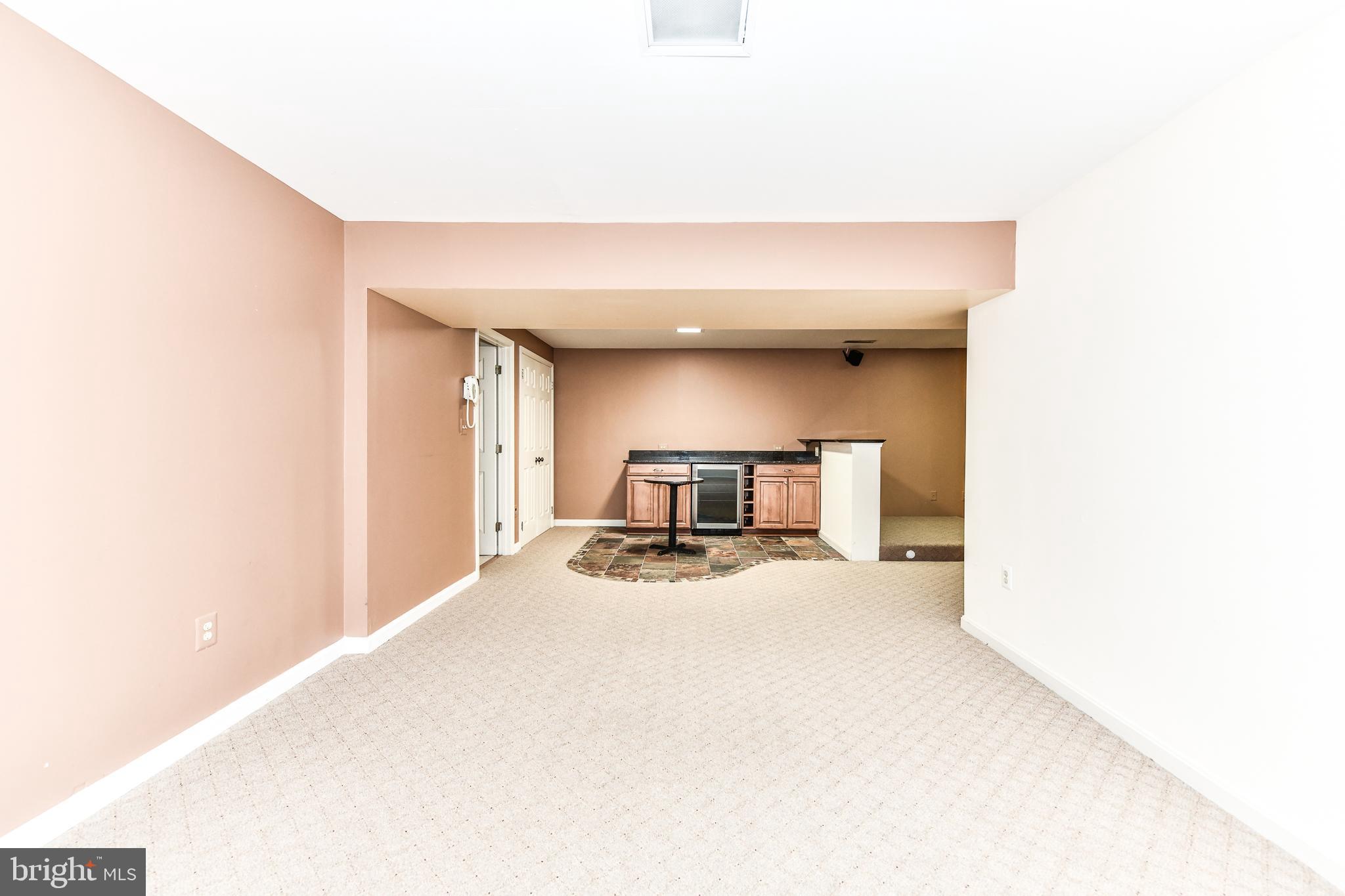 HUNTER VILLAGE - Residential Lease