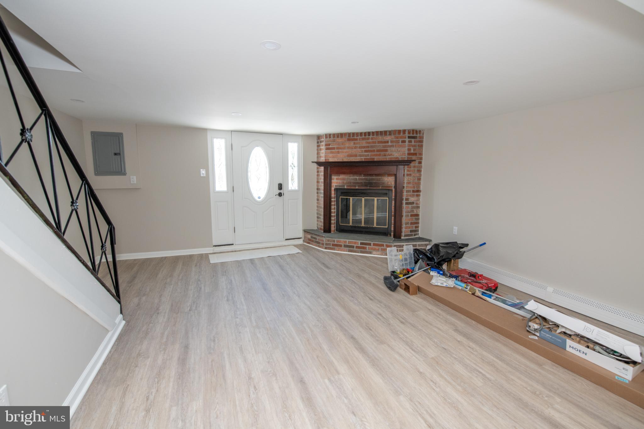 FOX CHASE - Residential