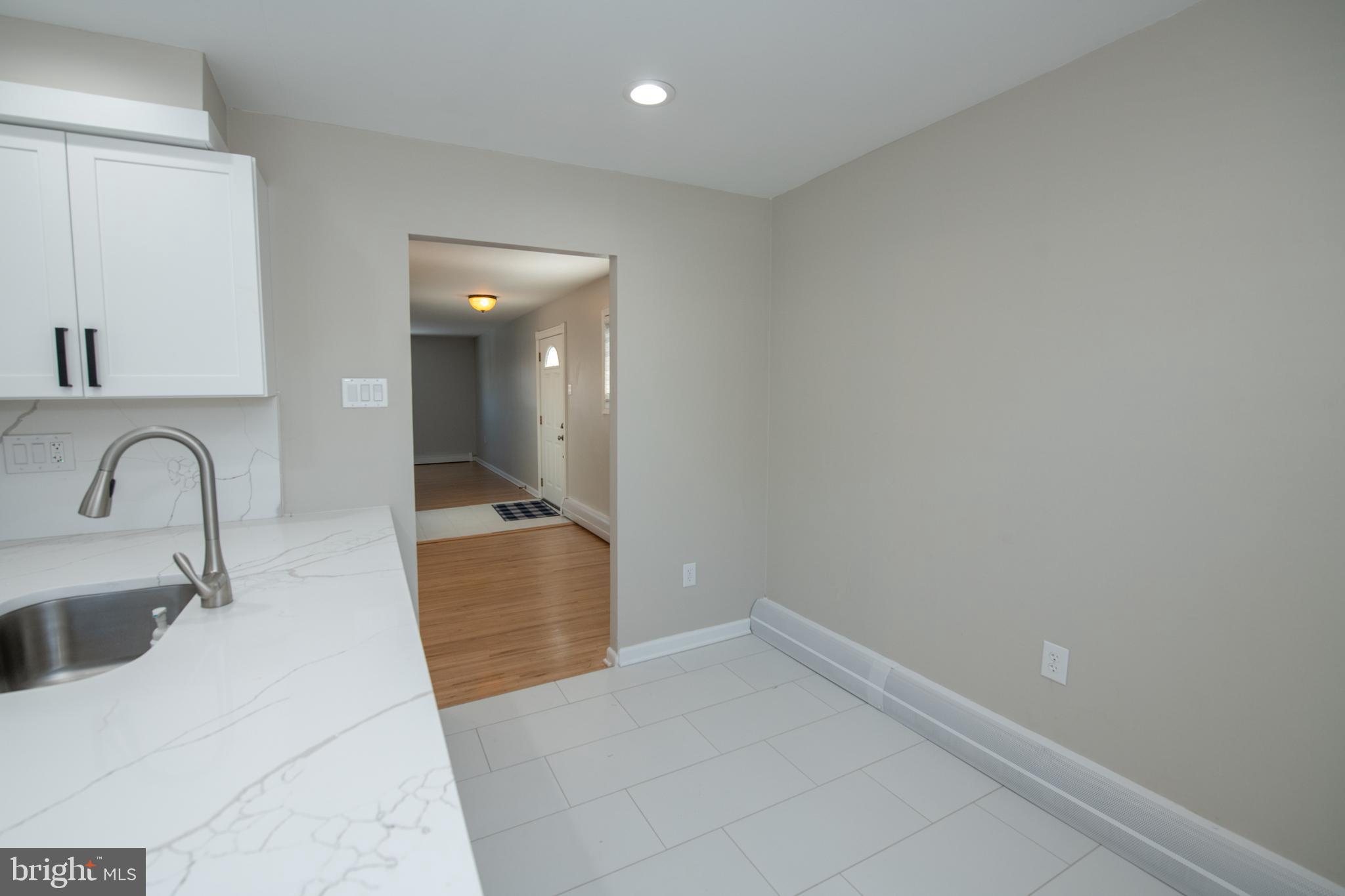 FOX CHASE - Residential