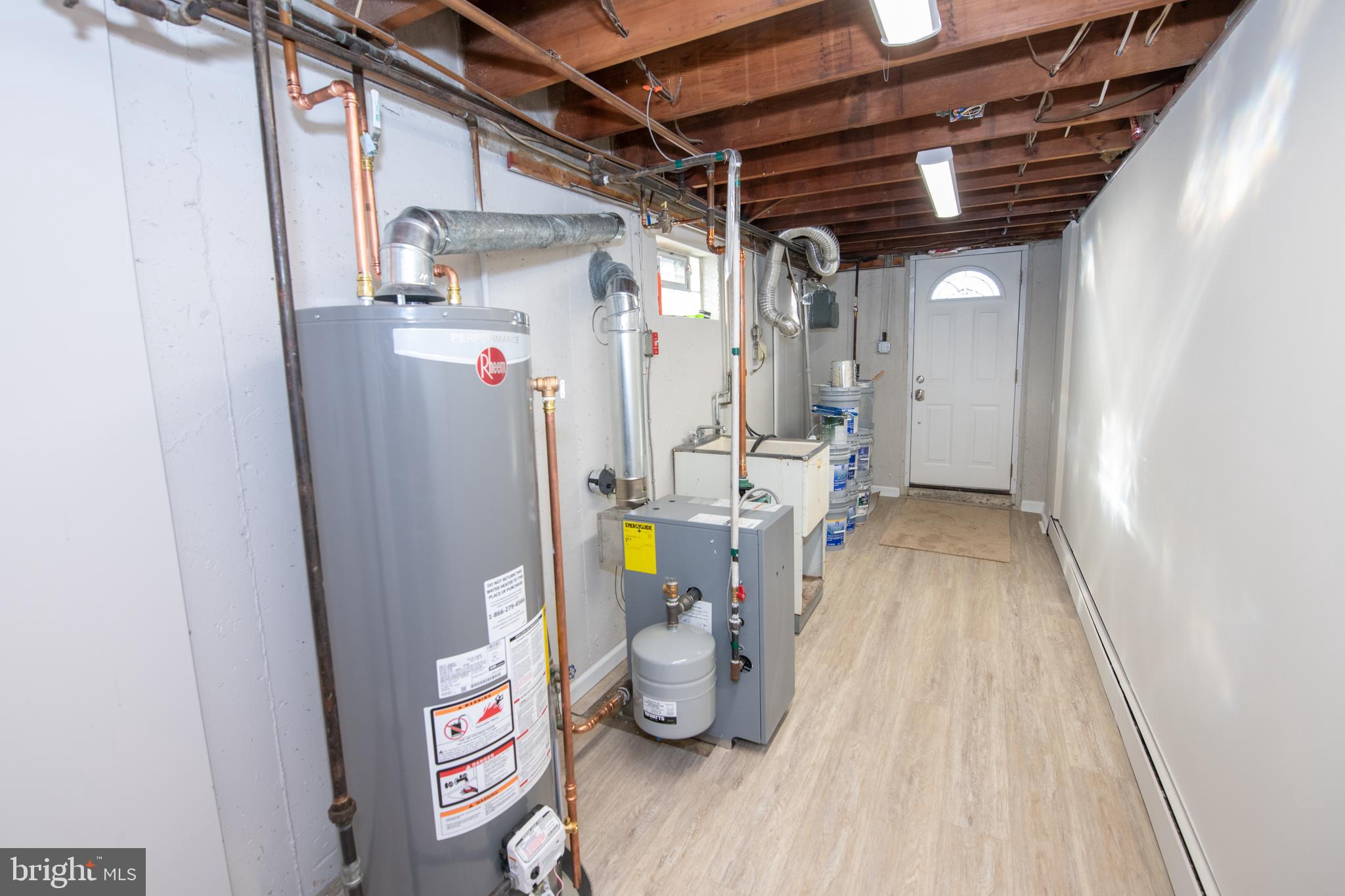 FOX CHASE - Residential