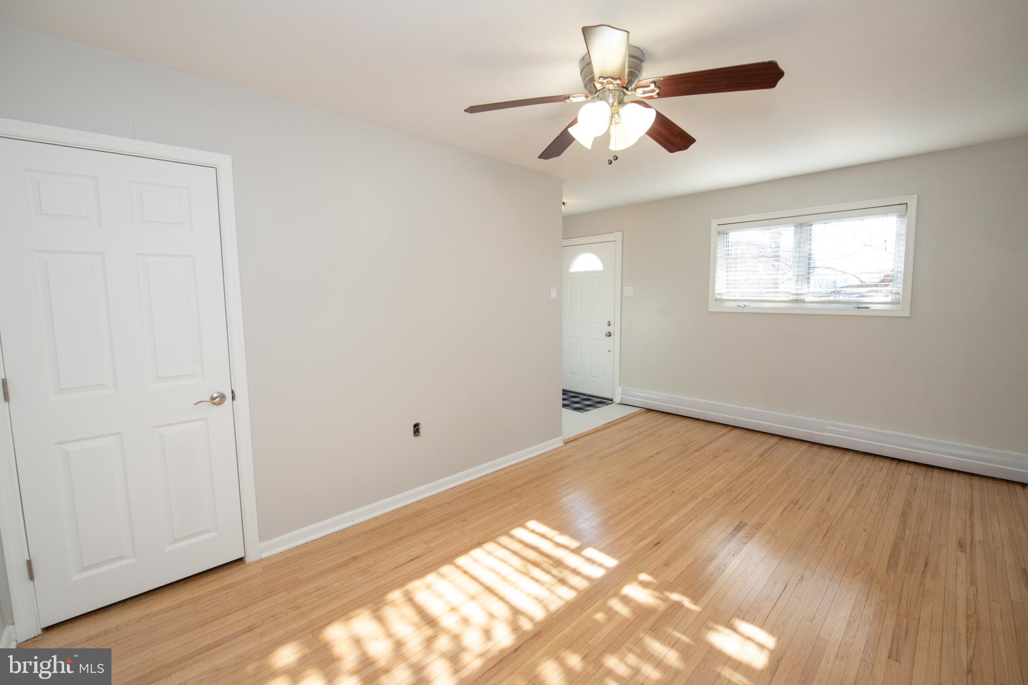 FOX CHASE - Residential