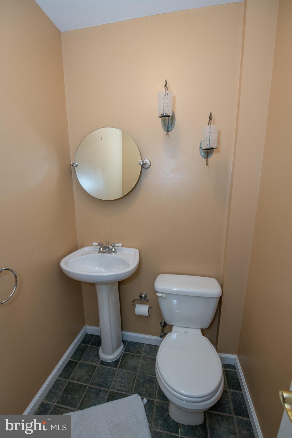 FOX CHASE - Residential