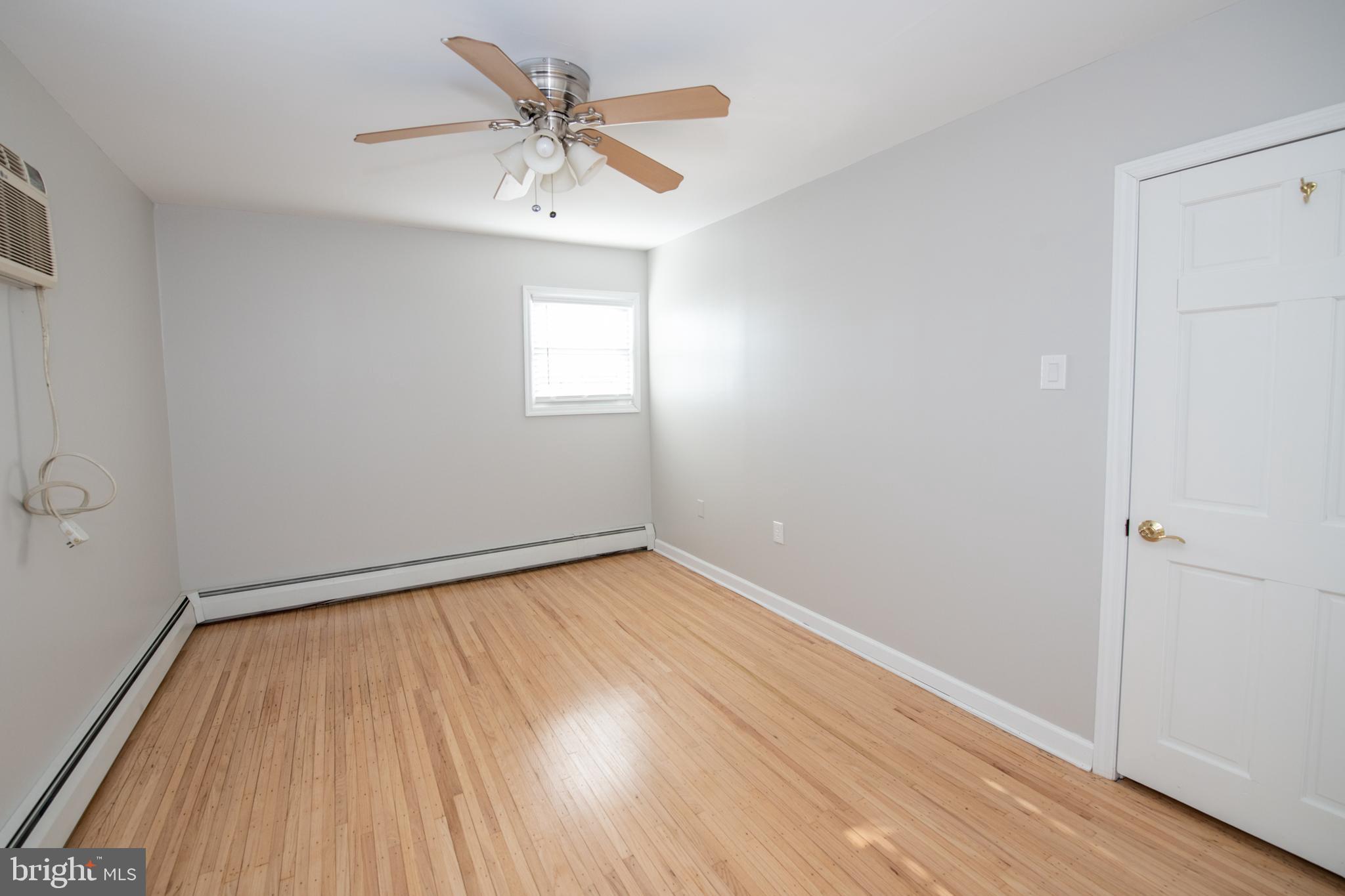 FOX CHASE - Residential