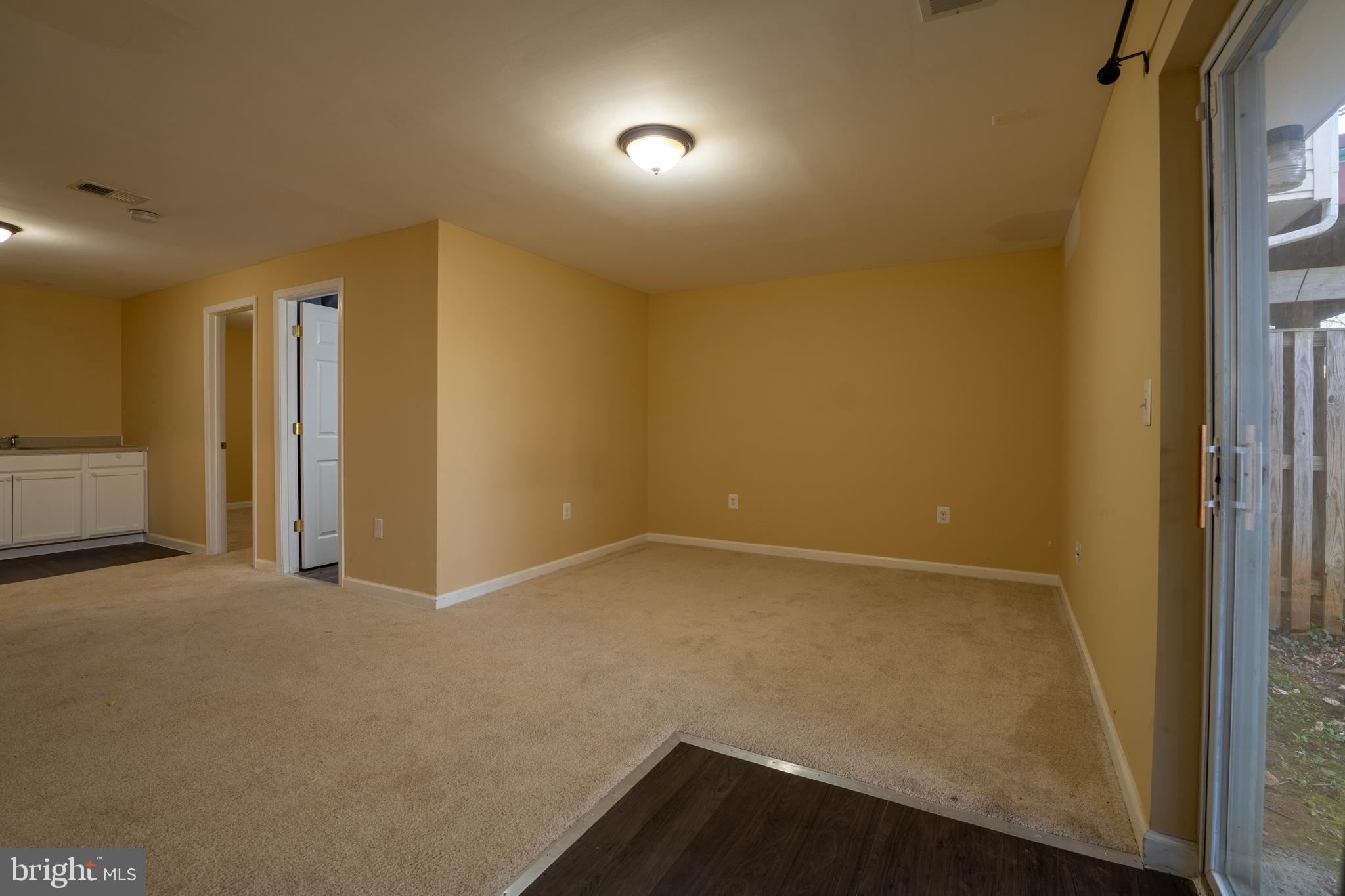 RIDGEFIELD CROSSING - Residential