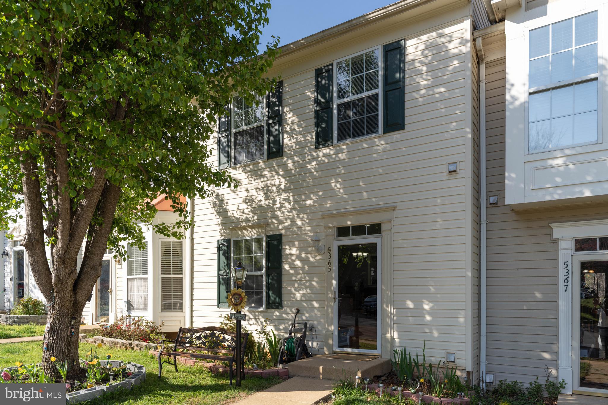 RIDGEFIELD CROSSING - Residential